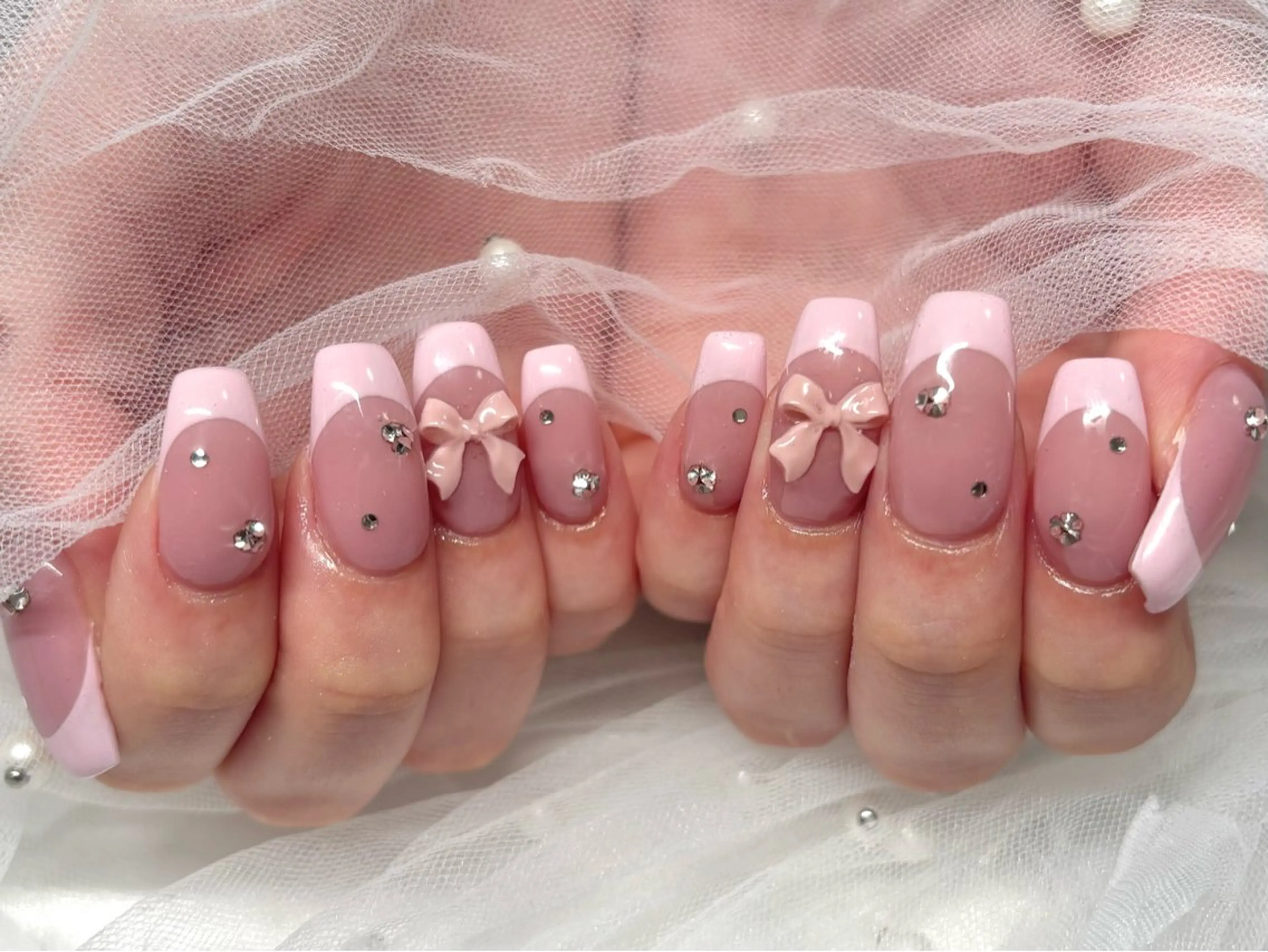 ネイル Roi〈ロワ〉 Akariのネイルデザイン