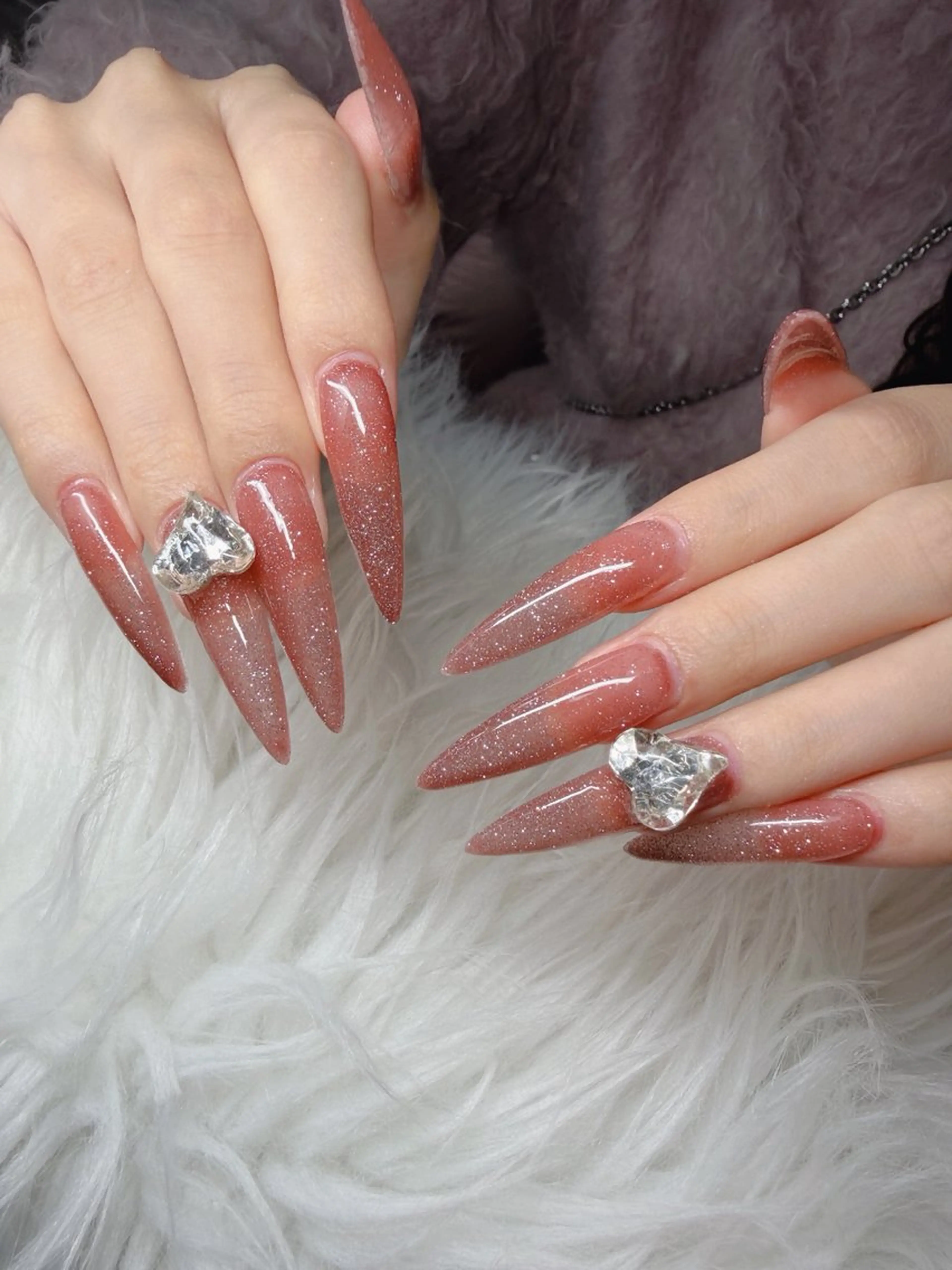 ネイル 長さ出し グラデーション 卒業式 キラキラネイル マグネットネイル Lee Nailsのネイルデザイン