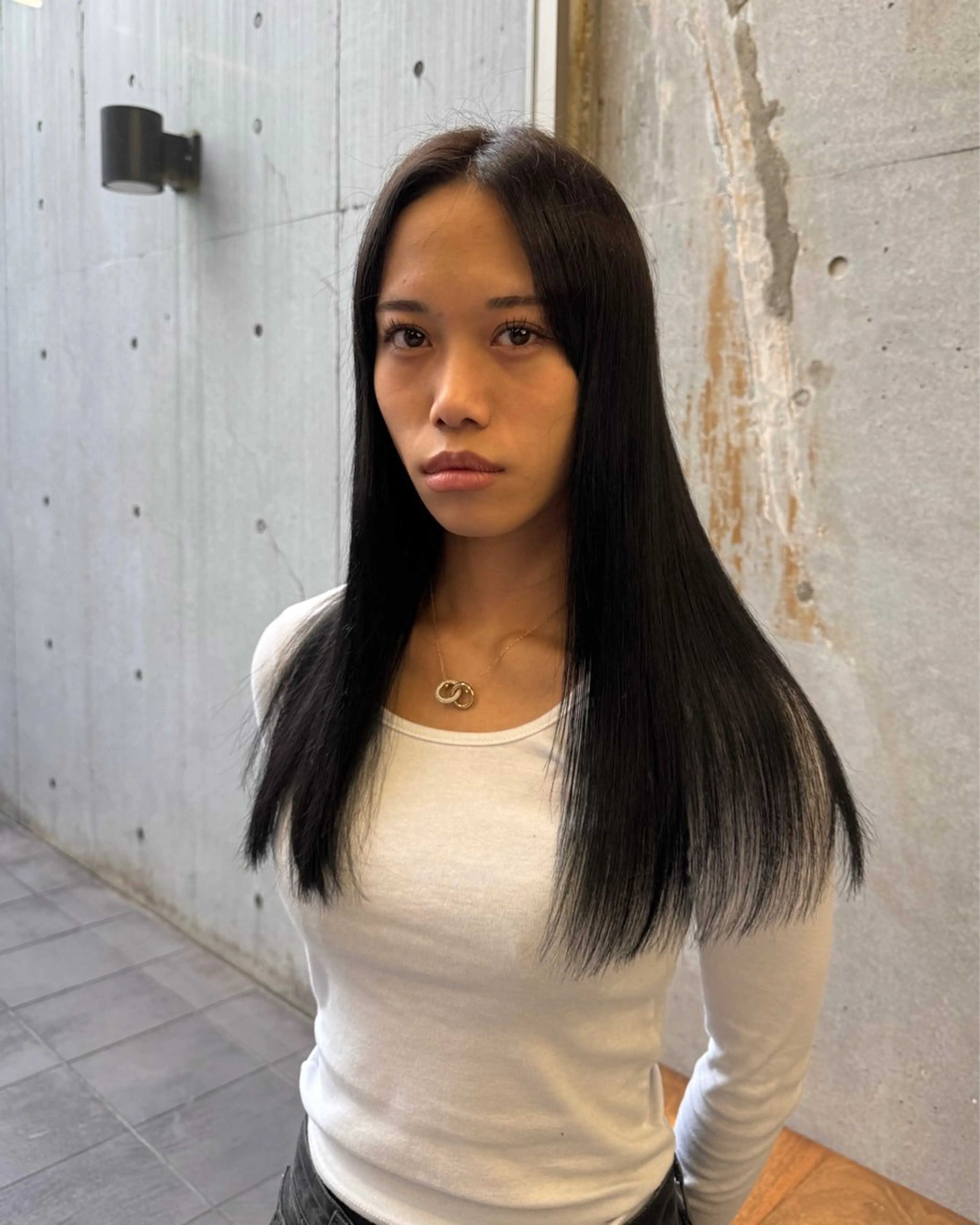 カラー ナチュラル/艶カラー Momokoのヘアスタイル