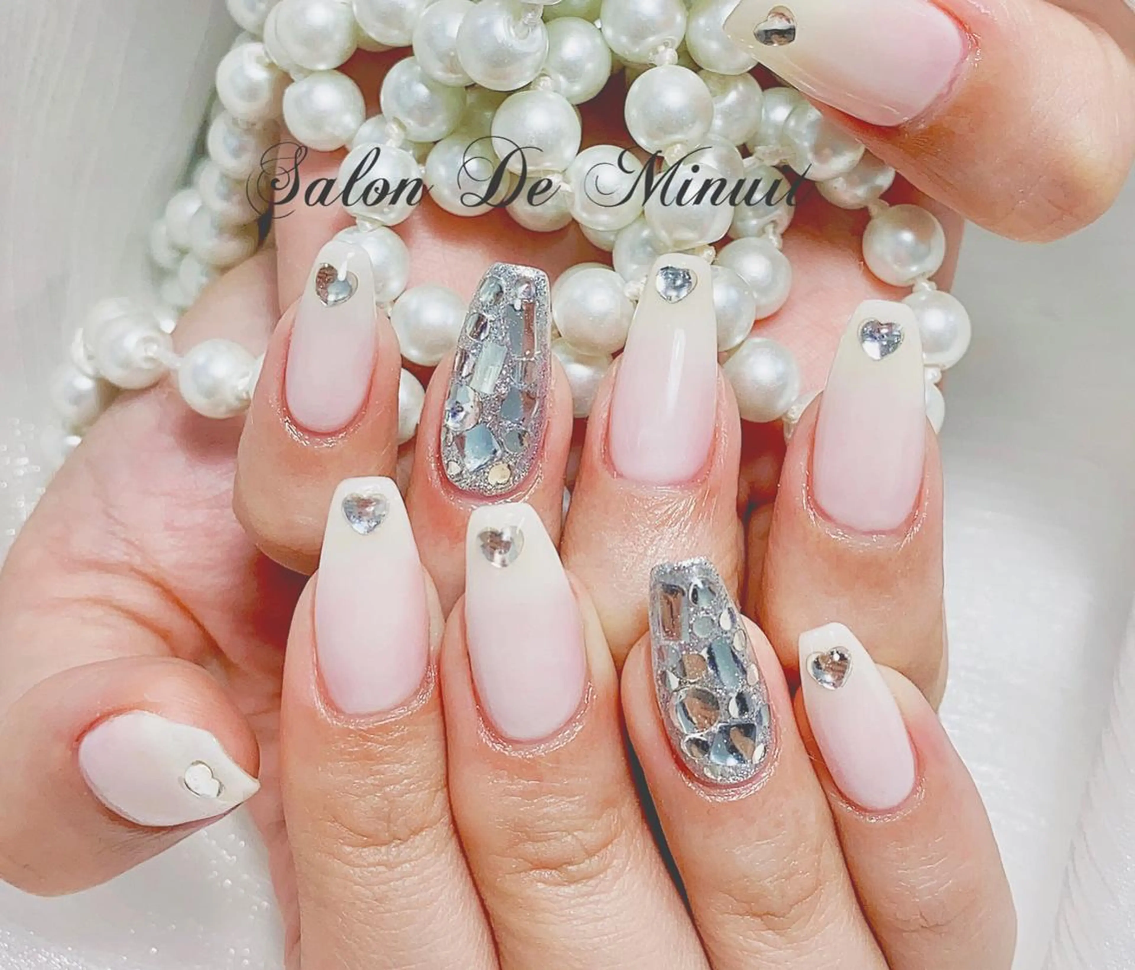 ネイル ハンドネイル ハンドケア Momo 🤍のネイルデザイン