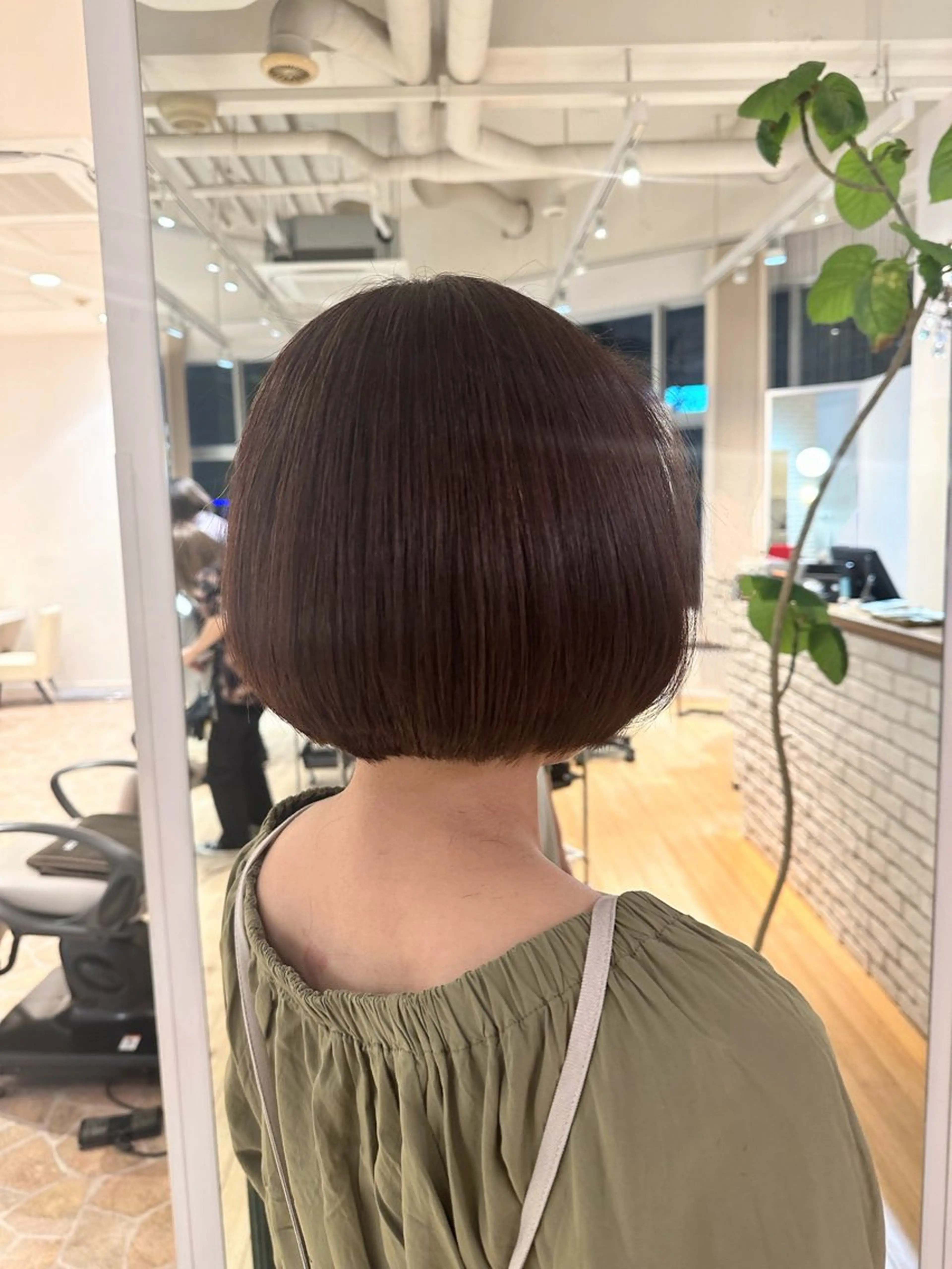 ショート ショートボブ ボブ ショートヘア 松浦 麻衣のヘアスタイル