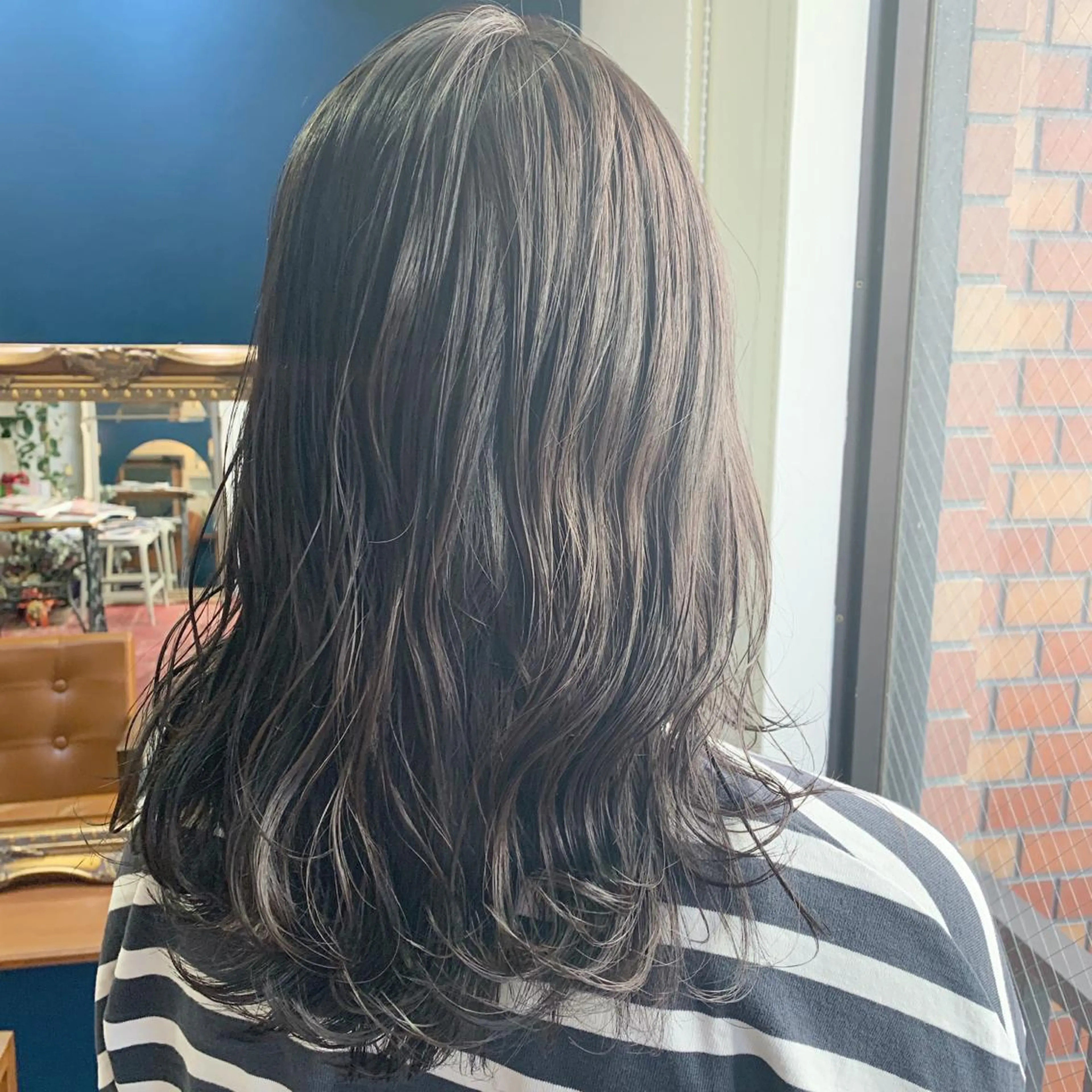 ロング カラー ヘアアレンジ グレージュ ラベンダーカラー ラベンダーグレージュ ラベンダーグレー カット ヘアカラー トリートメント 山崎 澪 レイヤーカット/大宮のヘアスタイル