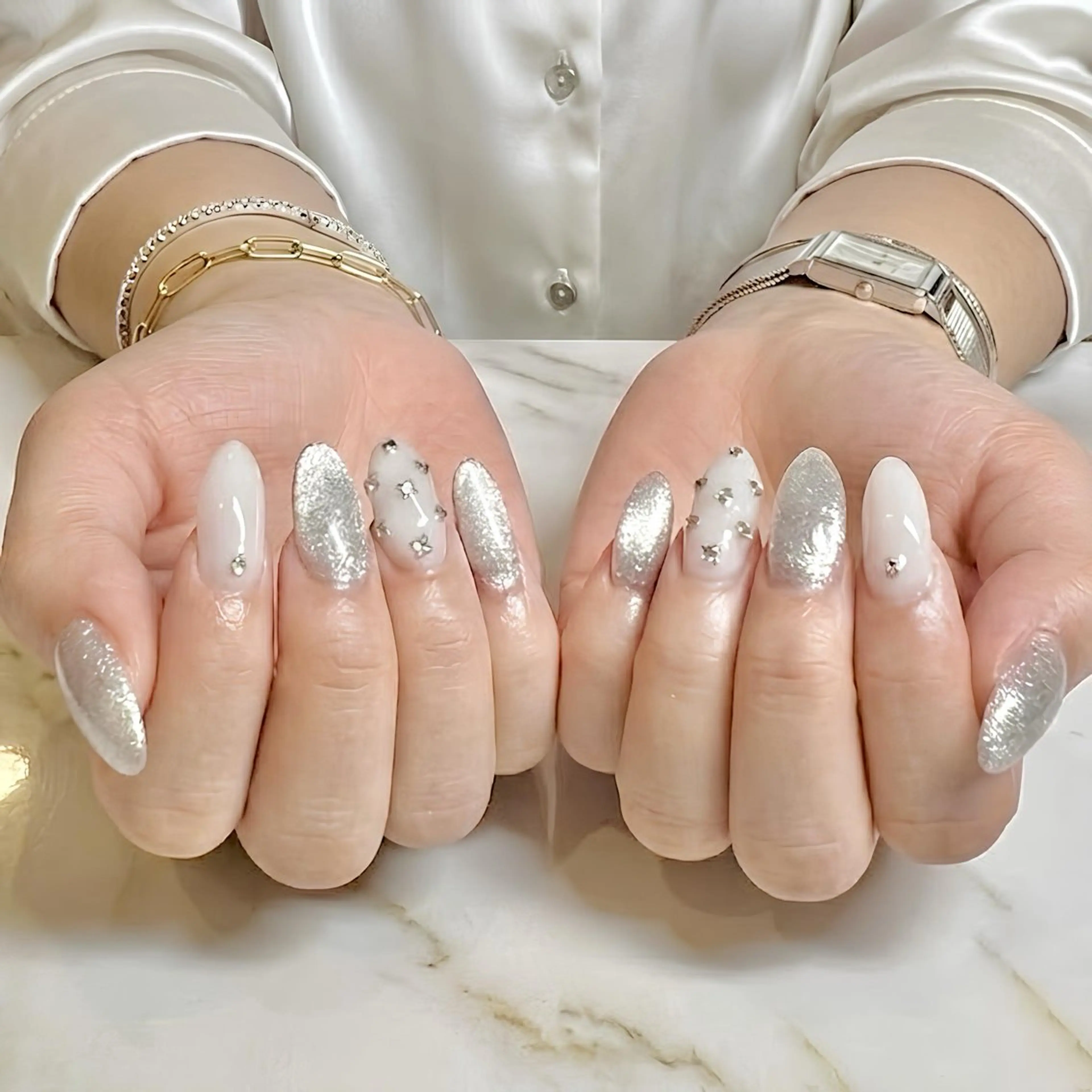 ミディアム Nail Salon midnightのネイルデザイン
