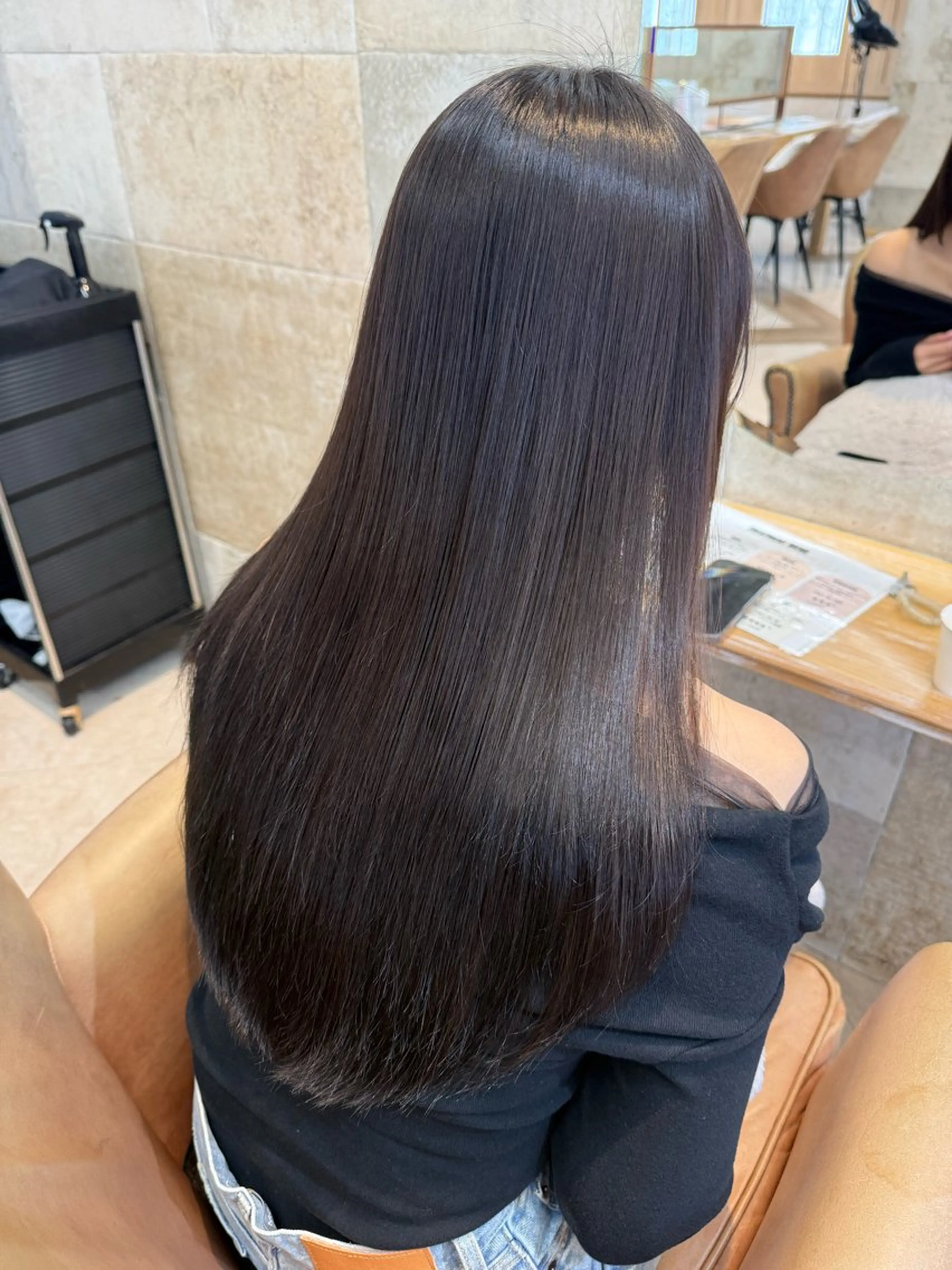 セミロング カット 縮毛矯正 トリートメント レイヤーカット/前髪 顔まわり/大田哲也のヘアスタイル