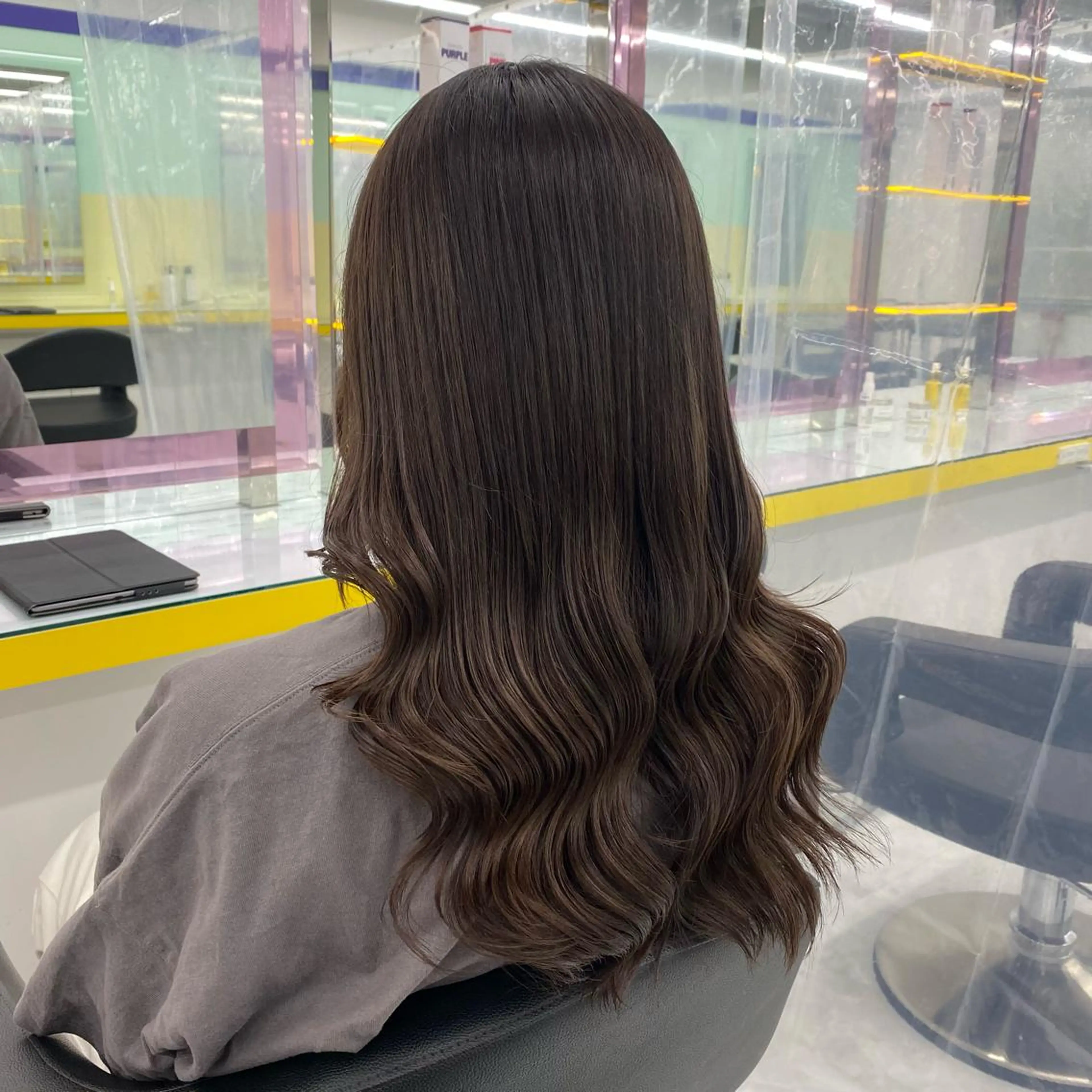 セミロング カラー ヘアアレンジ ヘアカラー トリートメント GOTODAY shair salon 横浜mare店所属・mai🍑暖色カラー /レイヤー💖のヘアスタイル