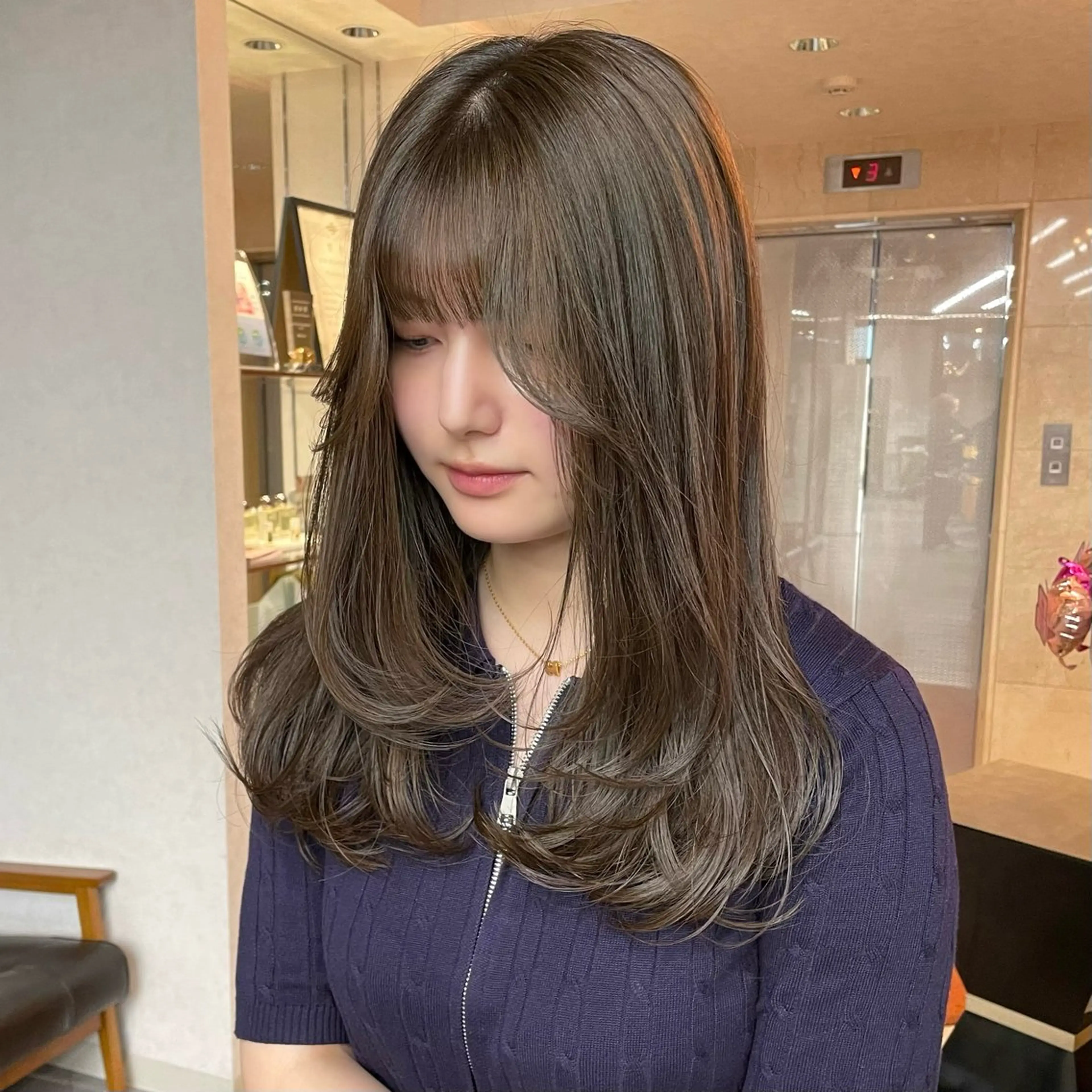 セミロング カラー カット ヘアカラー トリートメント 透明感/ベージュ/ 艶髪/ボブ🫧門脇由のヘアスタイル