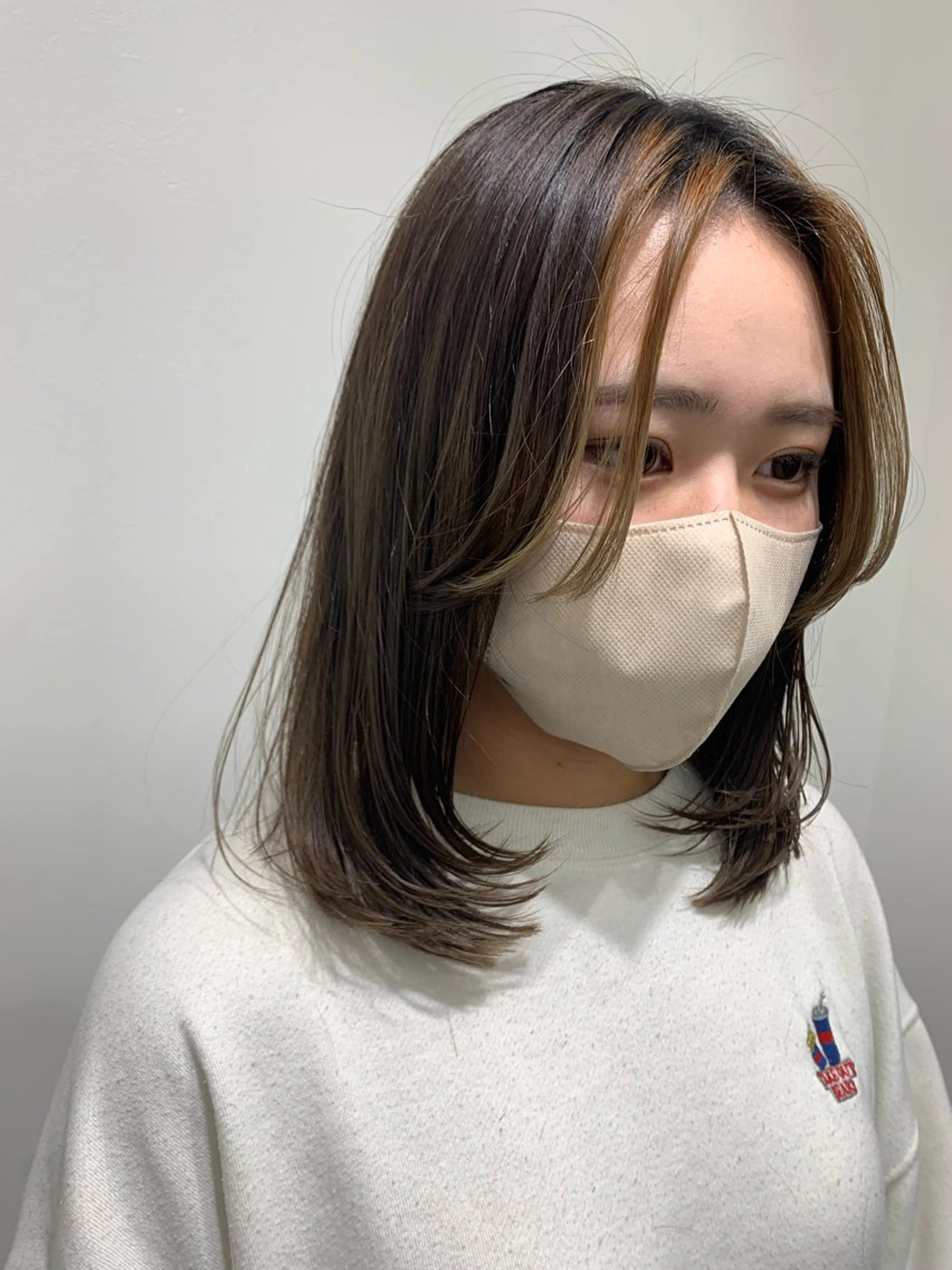 ミディアム ミディアムレイヤー レイヤーカット Rina🪄 韓国風レイヤーcutのヘアスタイル