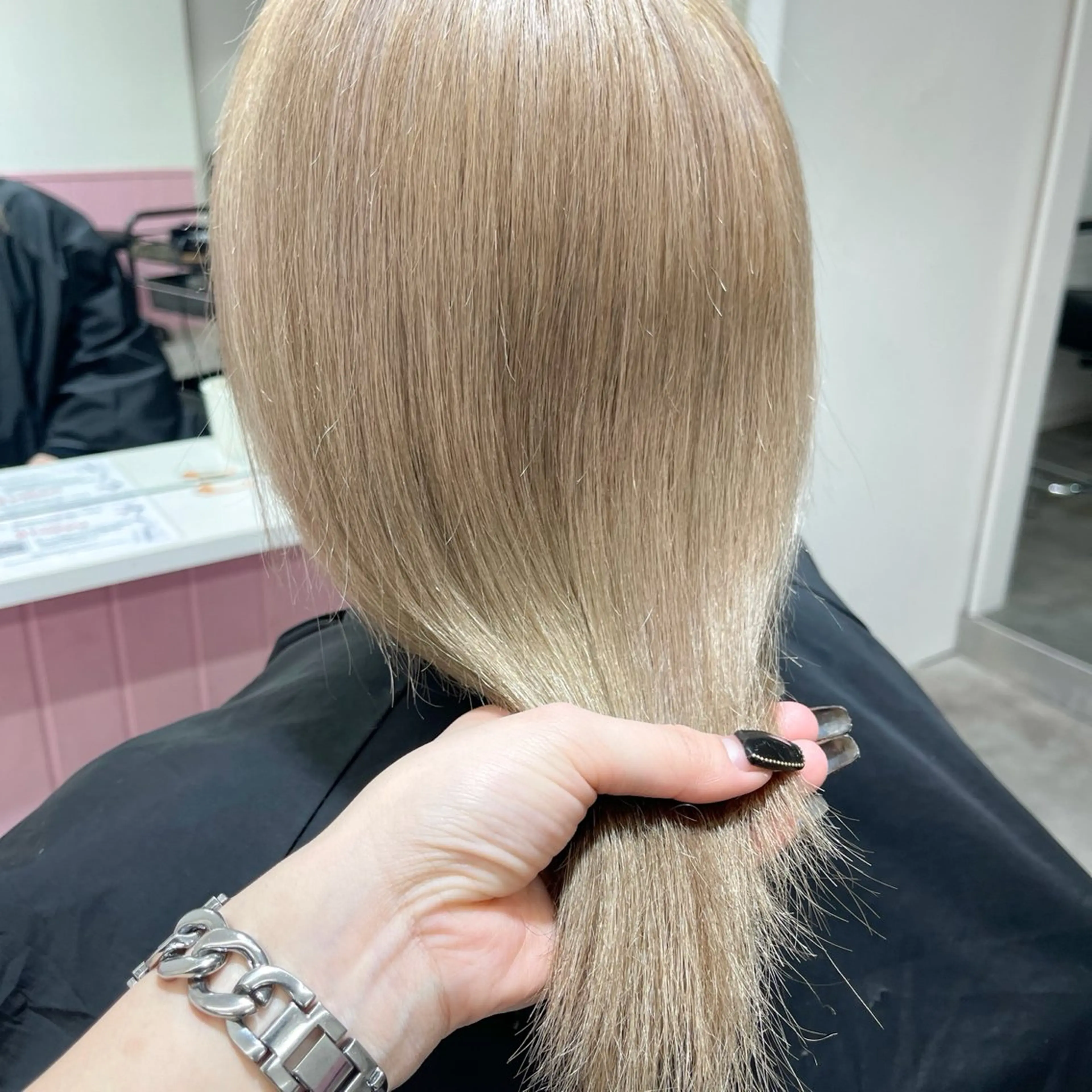 ミディアム カラー 🎀ミルクティー/暖 色×レイヤー/マリアのヘアスタイル