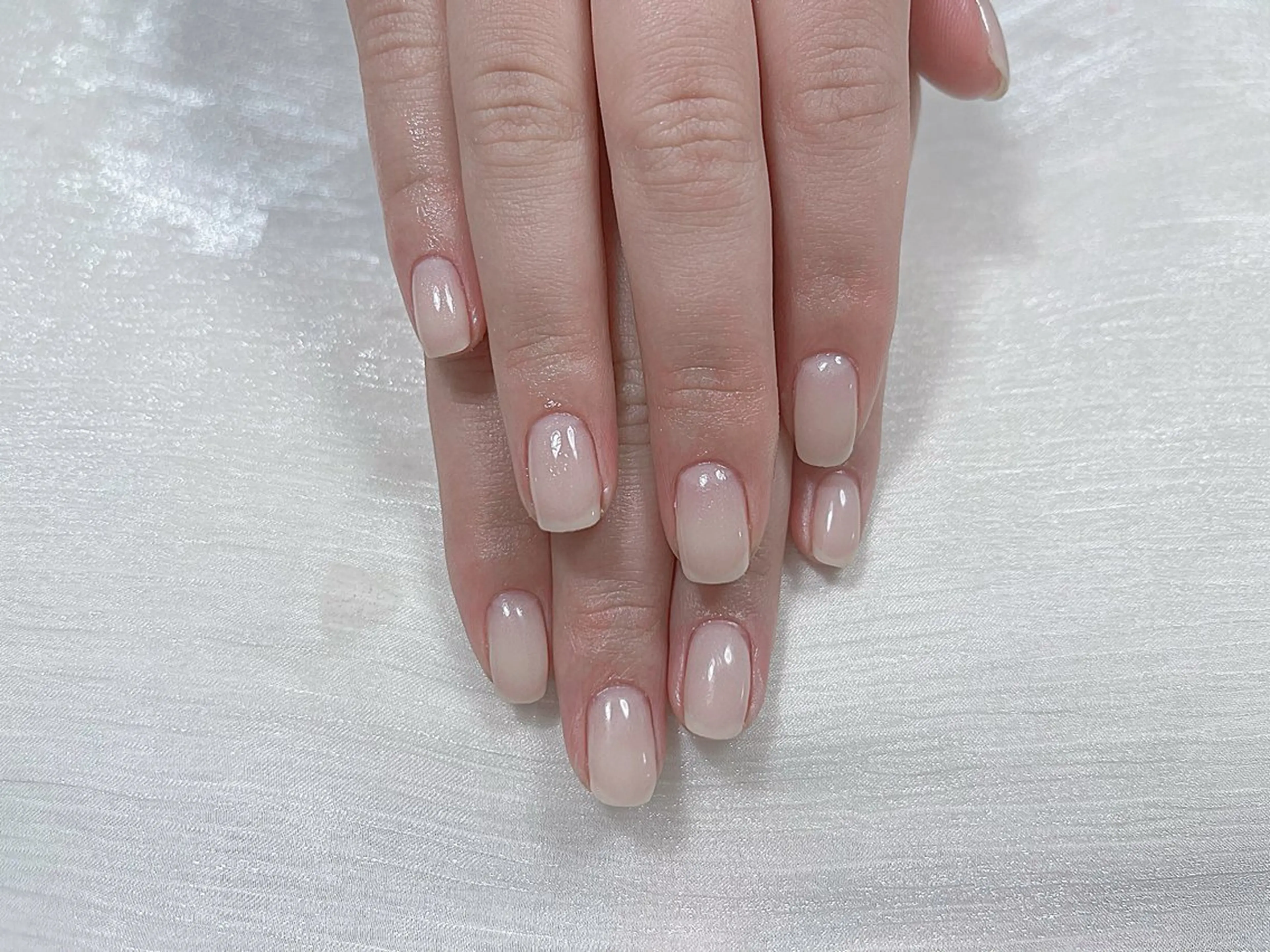 ネイル アートネイル オーロラネイル ガーリー キラキラネイル 韓国ネイル ハンドネイル 日向 あゆみのネイルデザイン