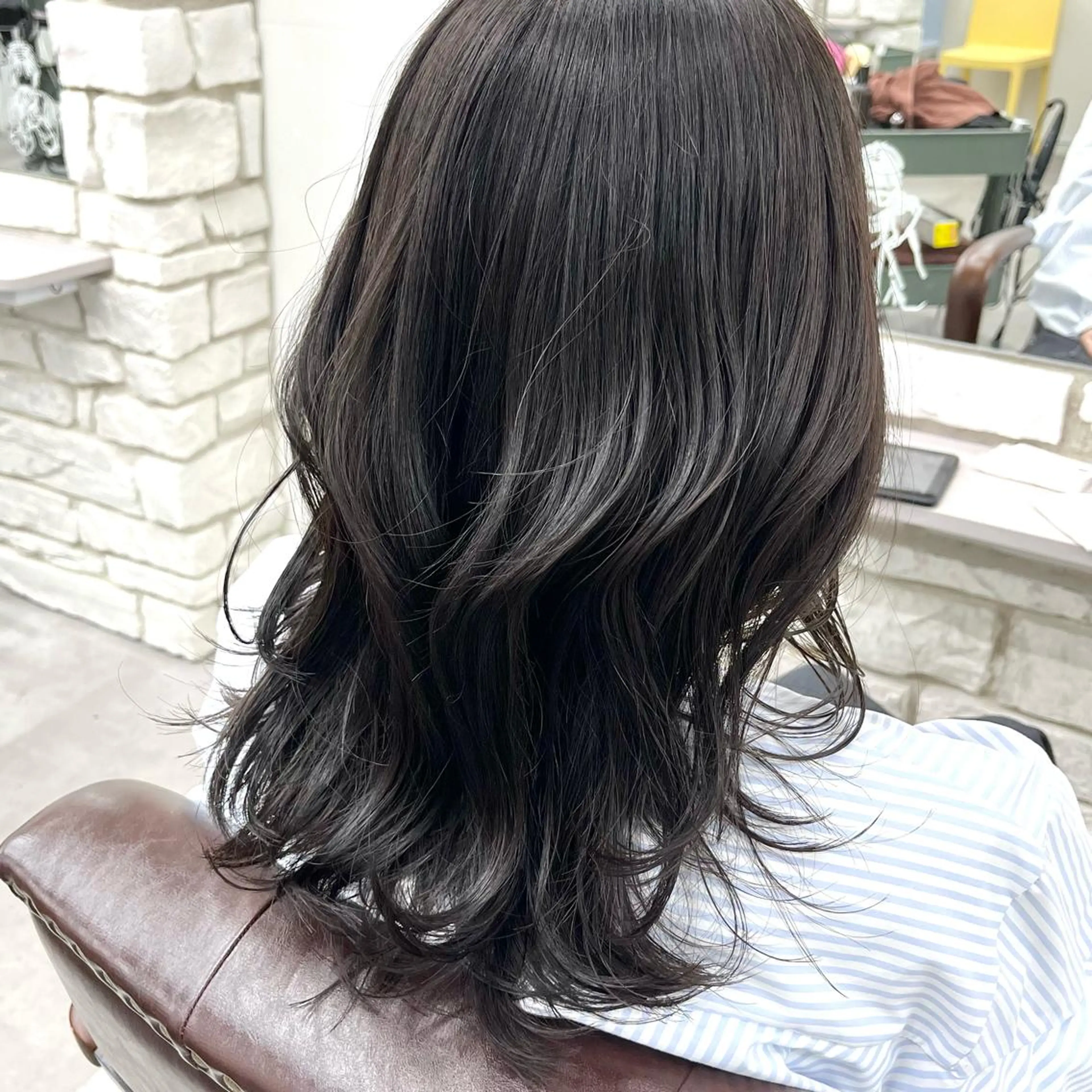 カラー アッシュ カット ヘアカラー トリートメント 巻ける髪質改善で美髪 にデザイン✨/よしみのヘアスタイル