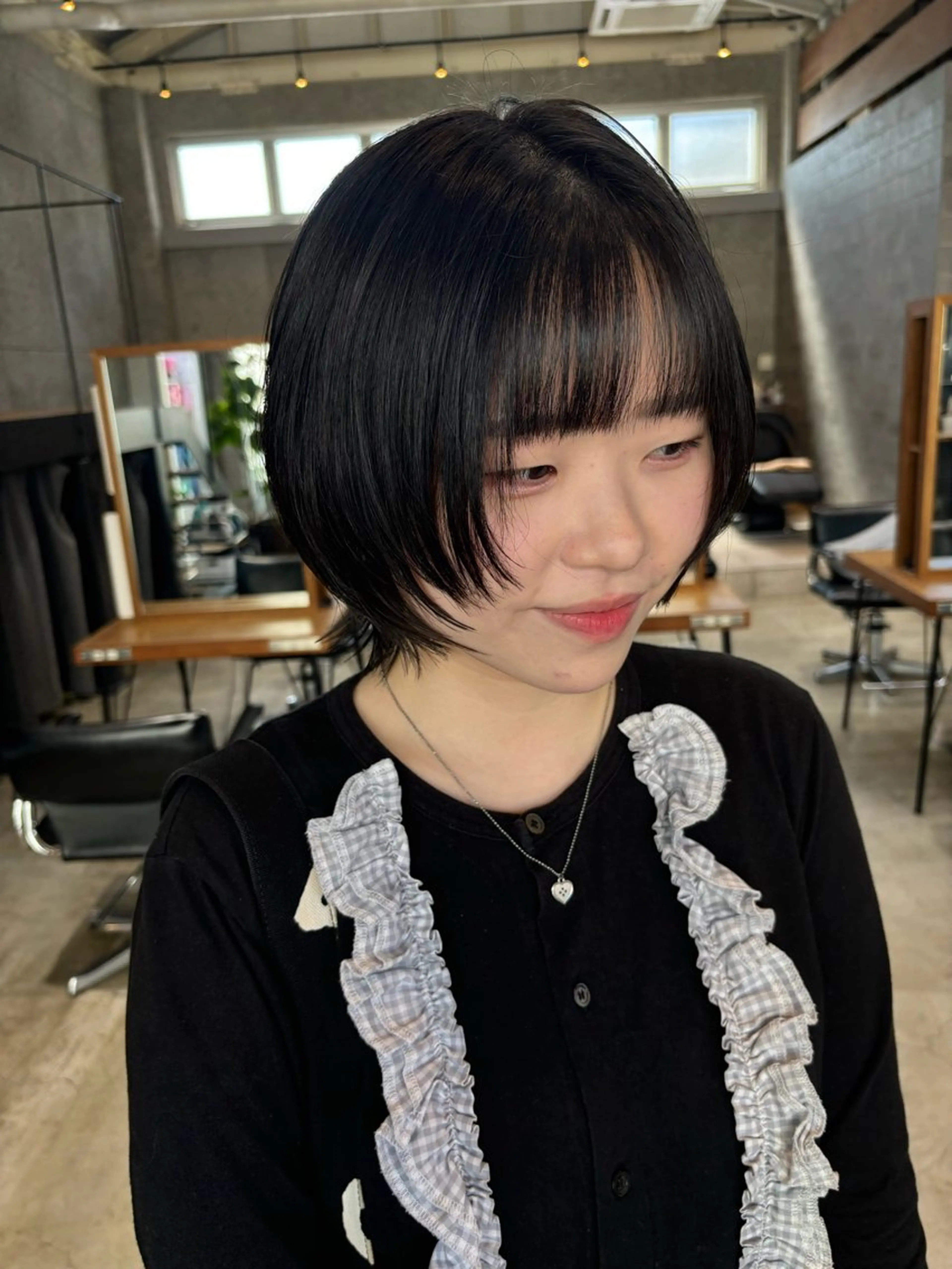 ショート カラー パーマ ヘアアレンジ ボブ ウルフカット カット トリートメント ヘッドスパ ヘアセット 押切 響　のヘアスタイル