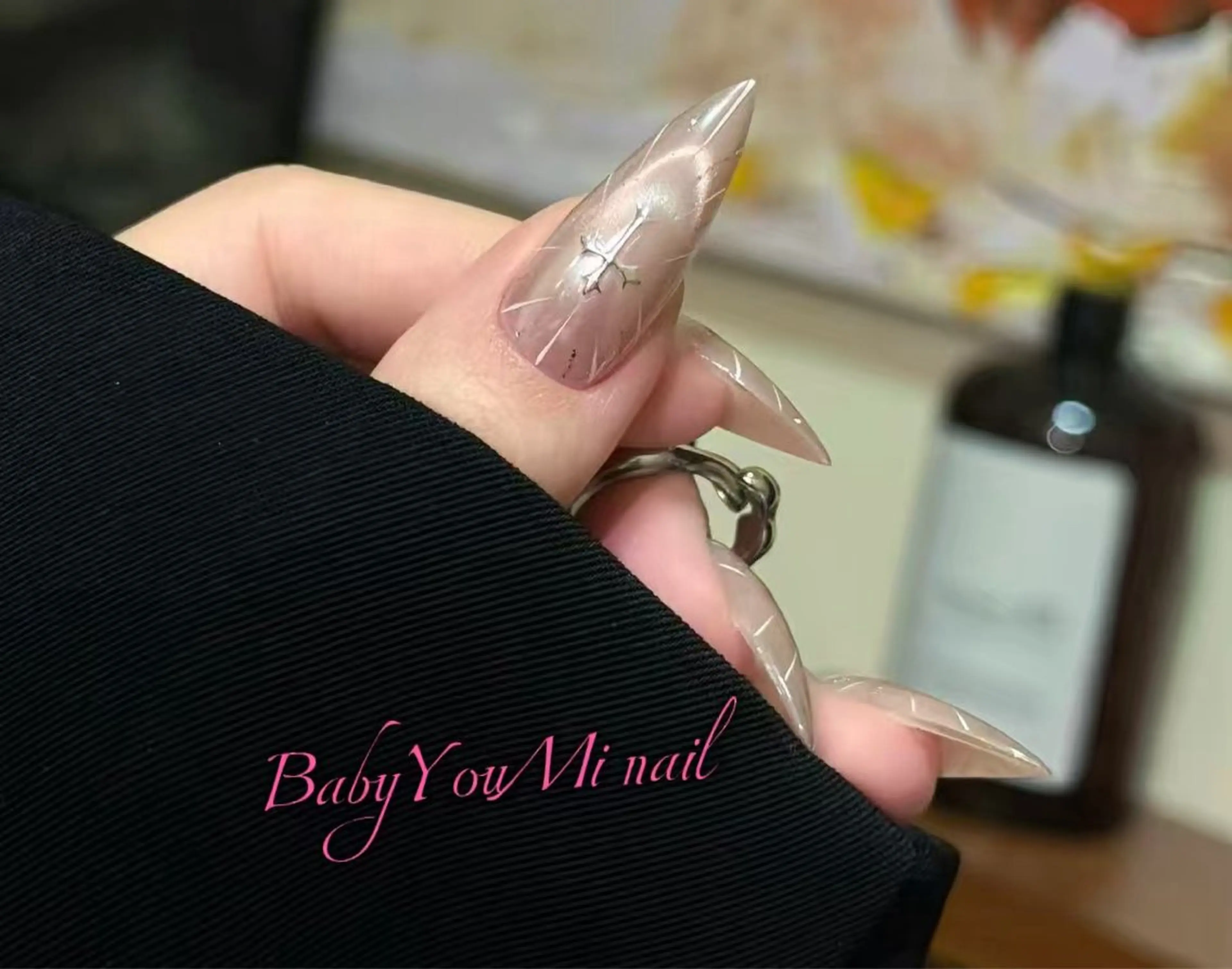 ネイル オーロラネイル フラワーネイル フットネイル フレンチネイル ジェルネイル ハンドネイル Oomiya 服部のネイルデザイン