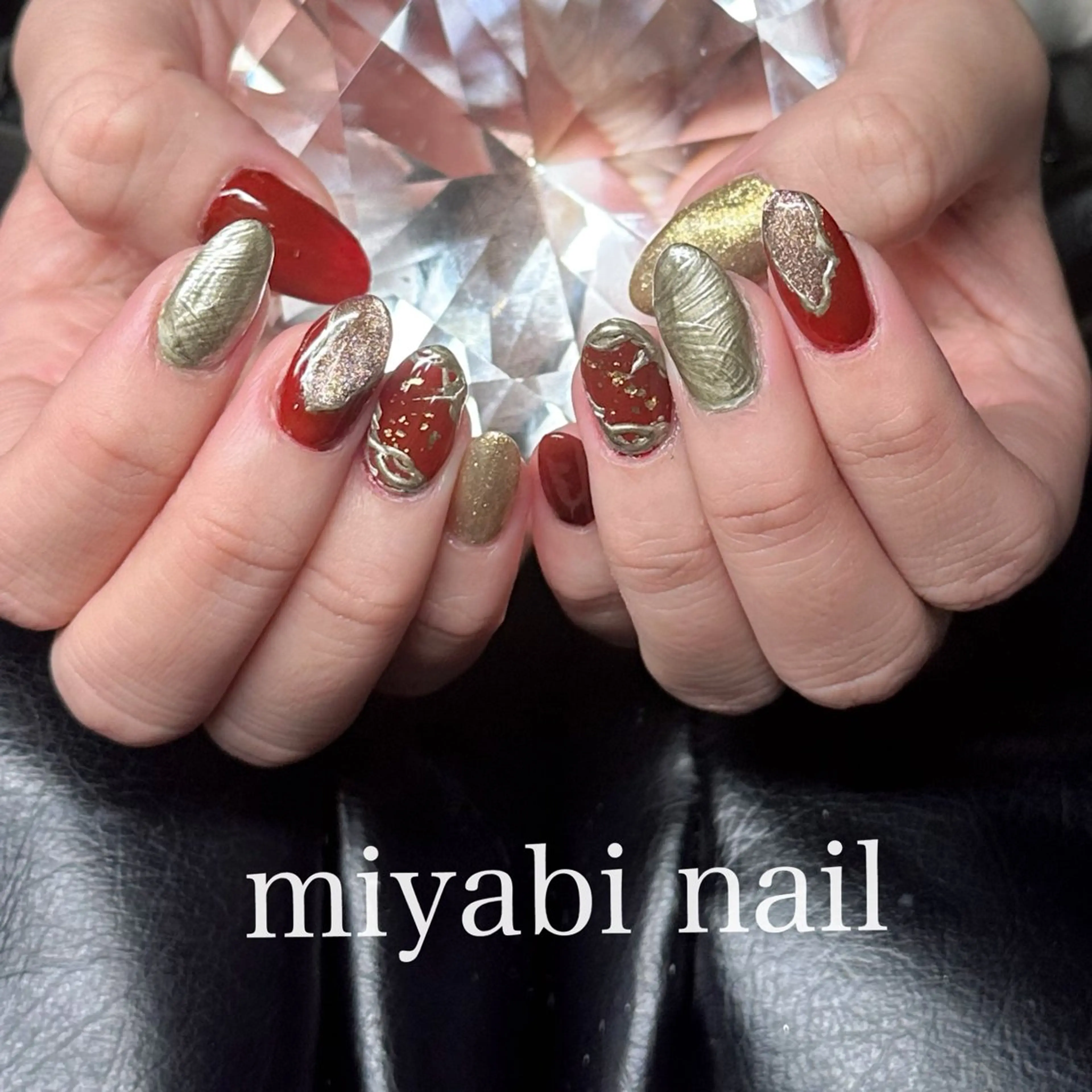 ネイル アートネイル ボルドー 成人式 ジェルネイル ゴールド ハンドネイル miyabi nail 桂川駅近くのネイルデザイン