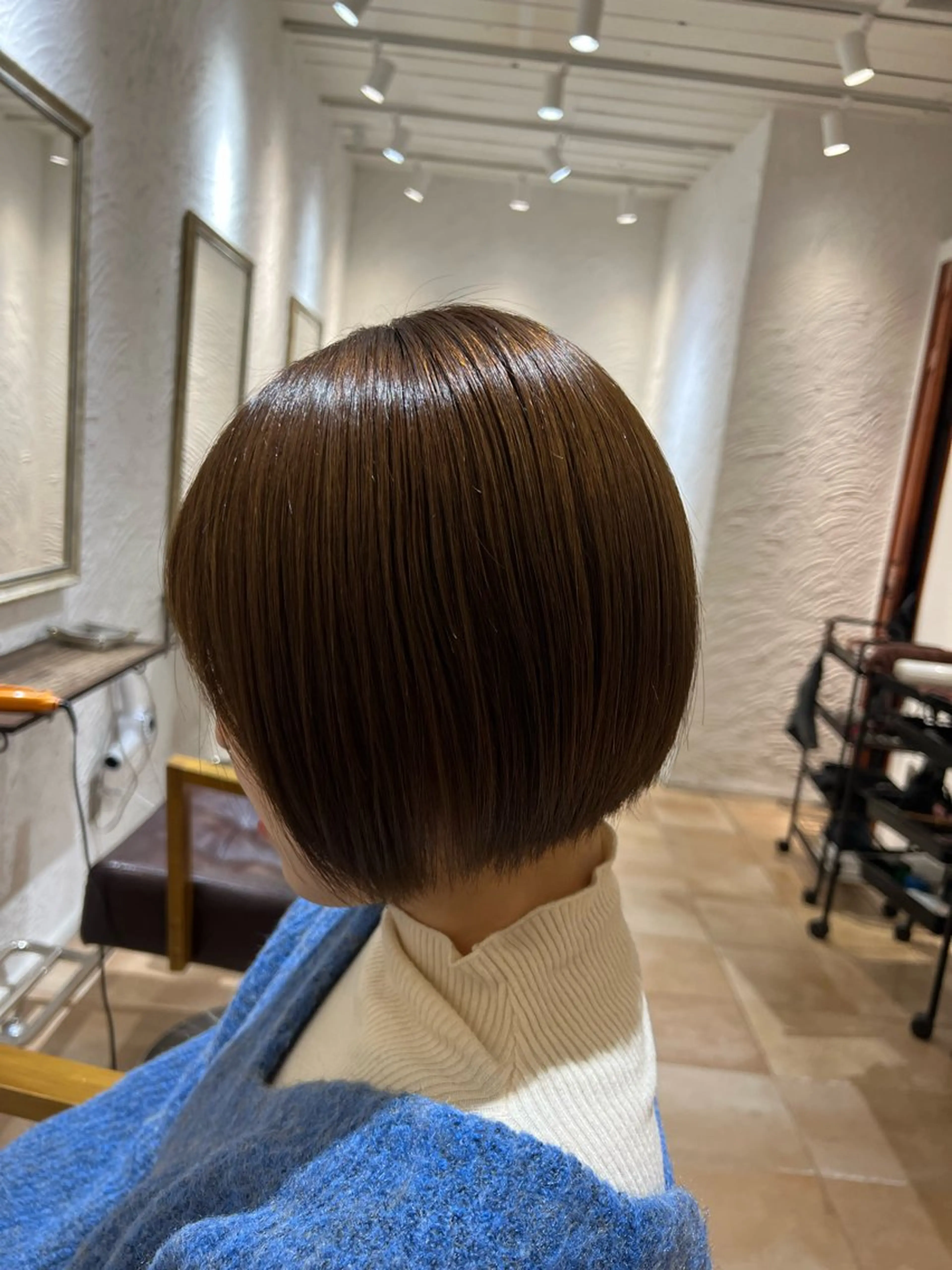 ショート カラー 🥀韓国ヘア🥀 宮津真菜のヘアスタイル