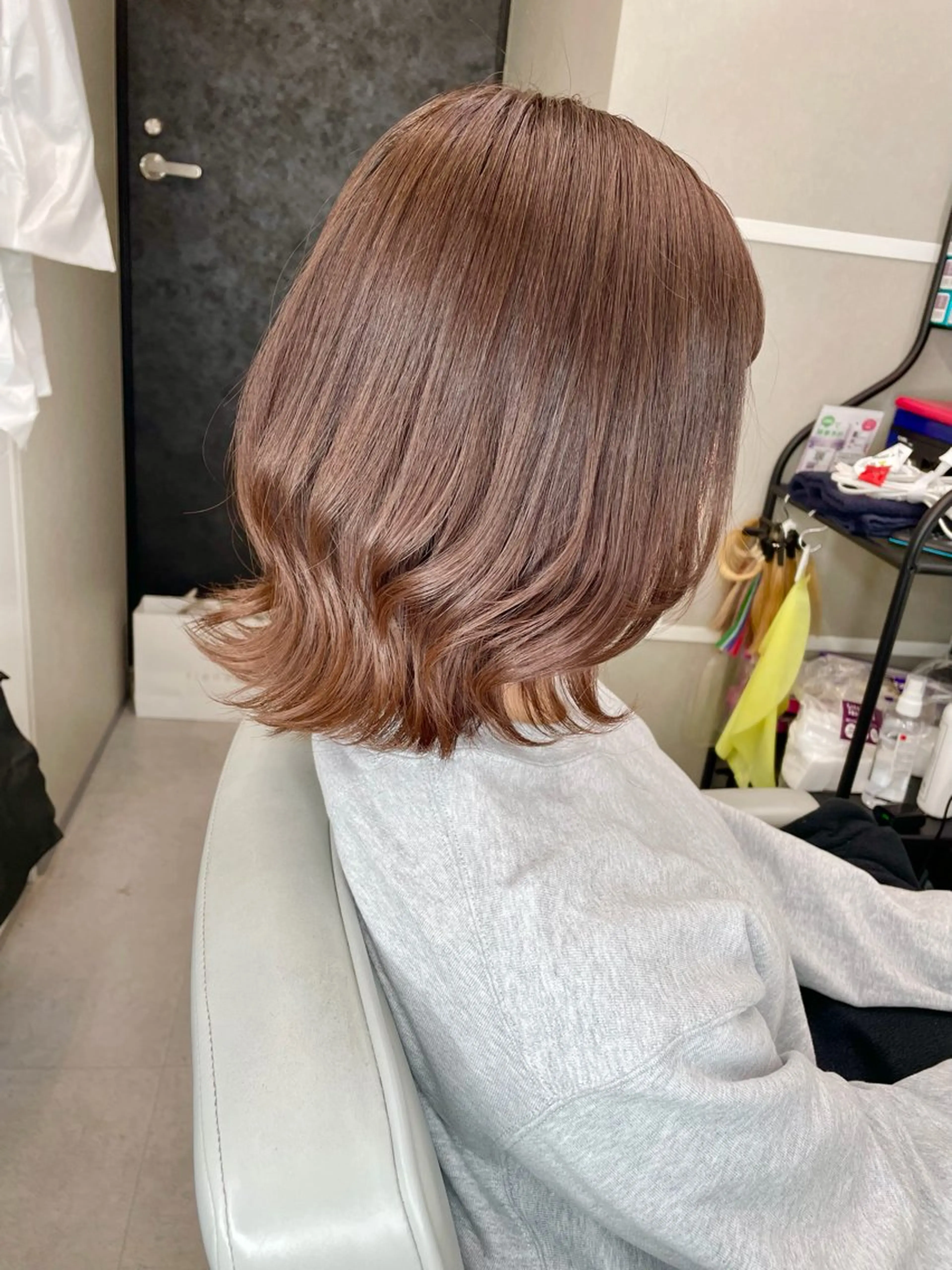 ショート カラー ブリーチ 透明感カラー ブリーチなしカラー デート 髪質改善 ヘアカラー トリートメント 今井 勝也のヘアスタイル