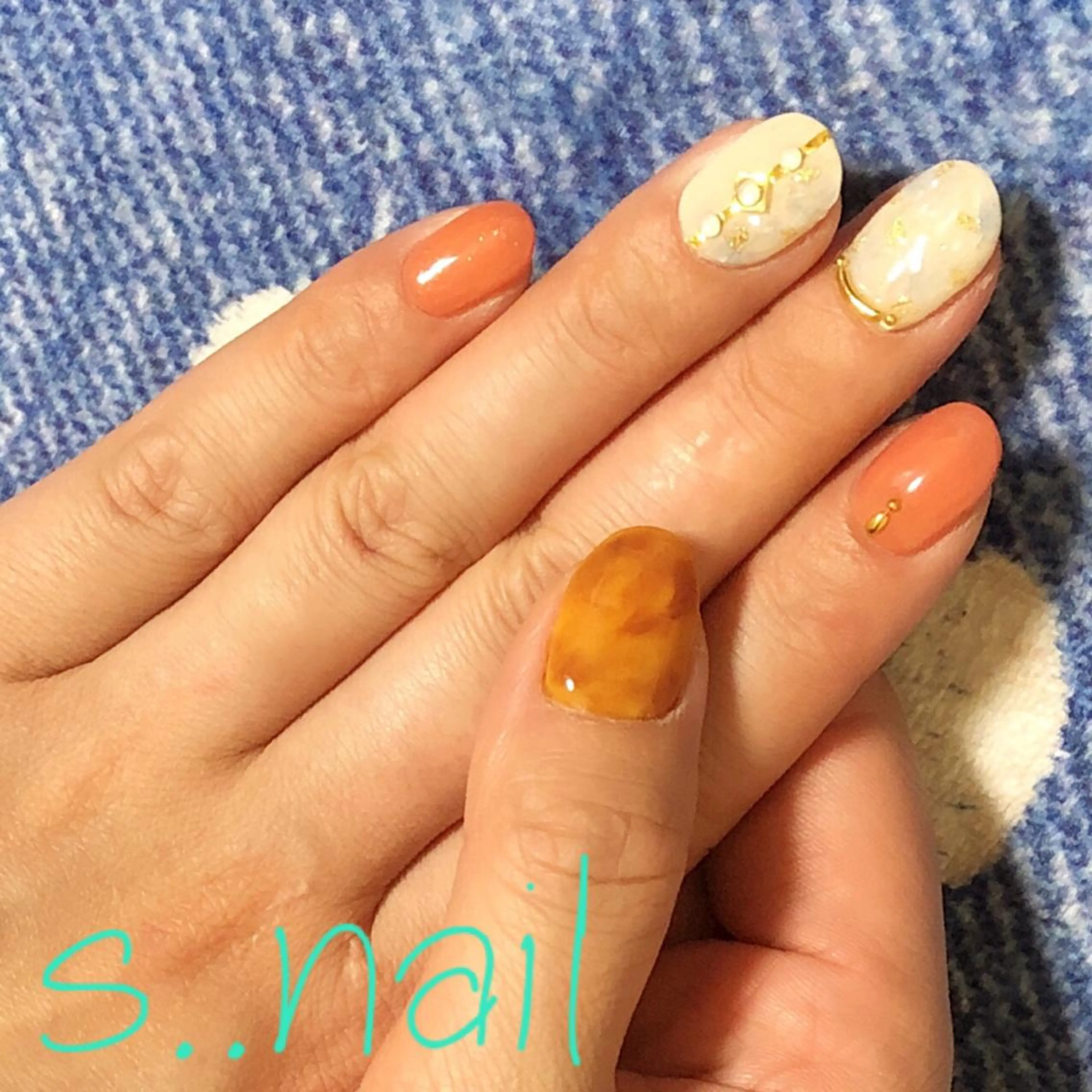 ネイル クリアネイル ホワイト ハンドネイル フットネイル s..nail / MORITAのネイルデザイン