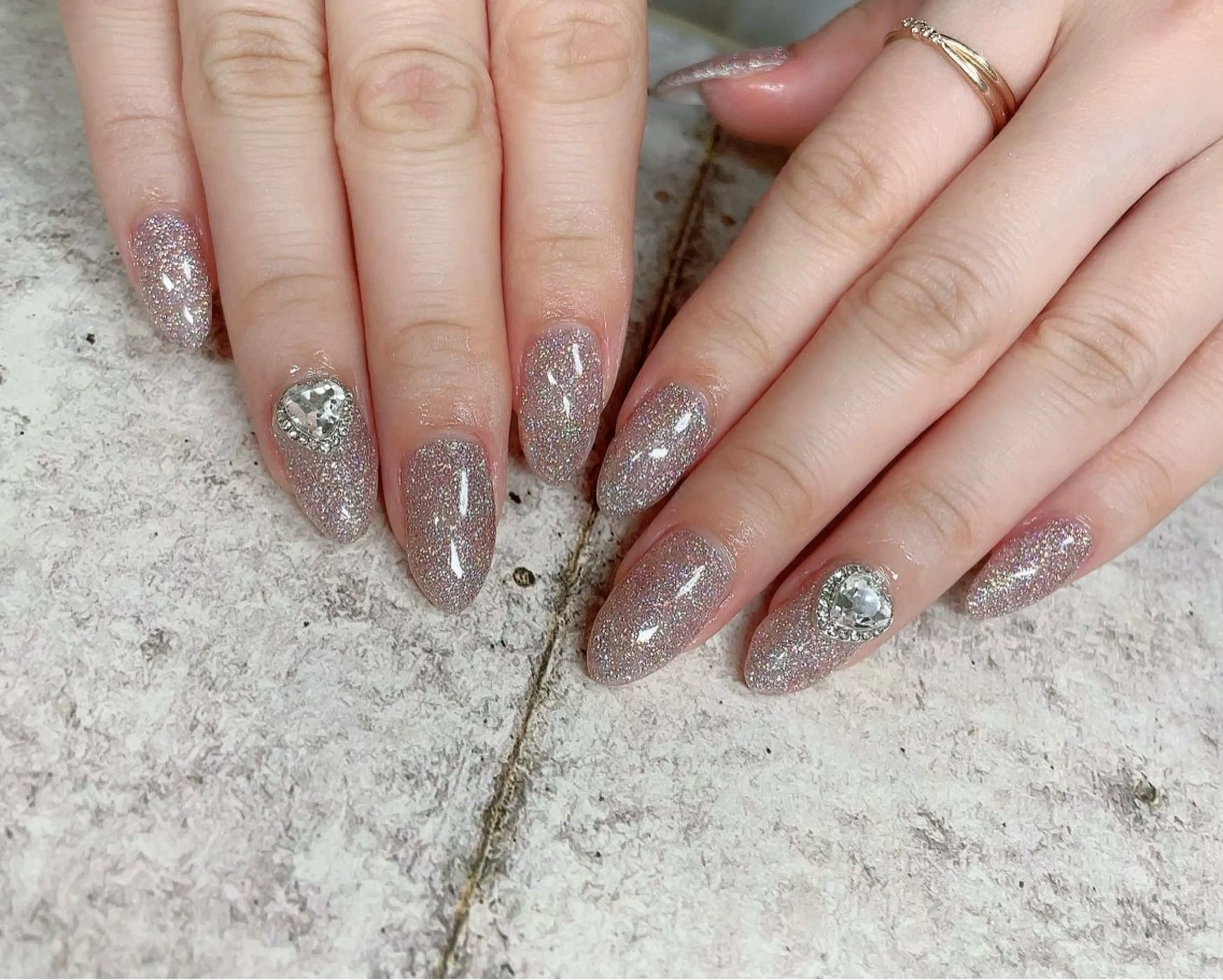 ネイル ハート ラメ(グリッター) ワンカラーネイル ハンドネイル Nail_by N1のネイルデザイン