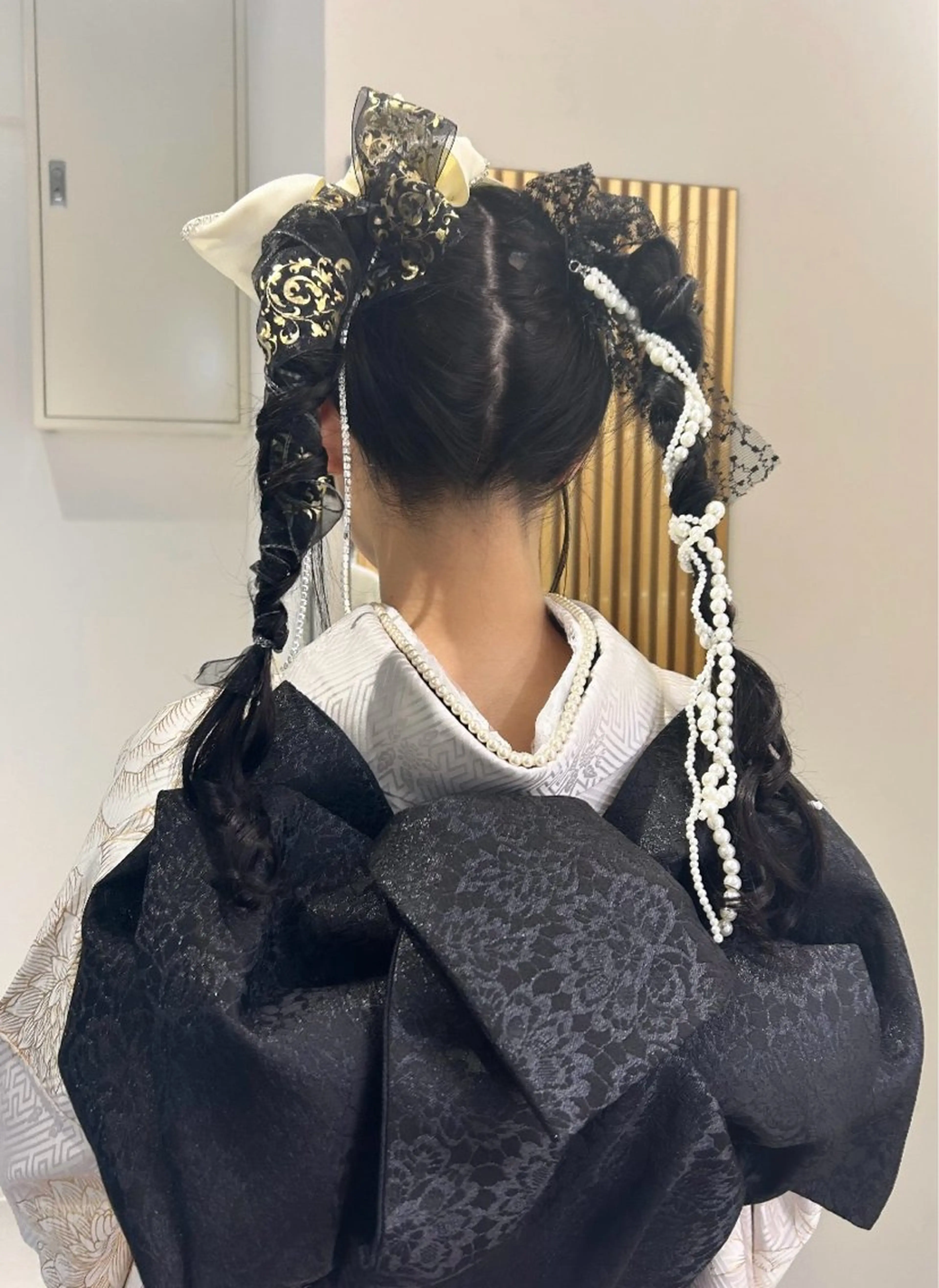 ヘアアレンジ Nana/透けカラー ×似合わせカットのヘアスタイル