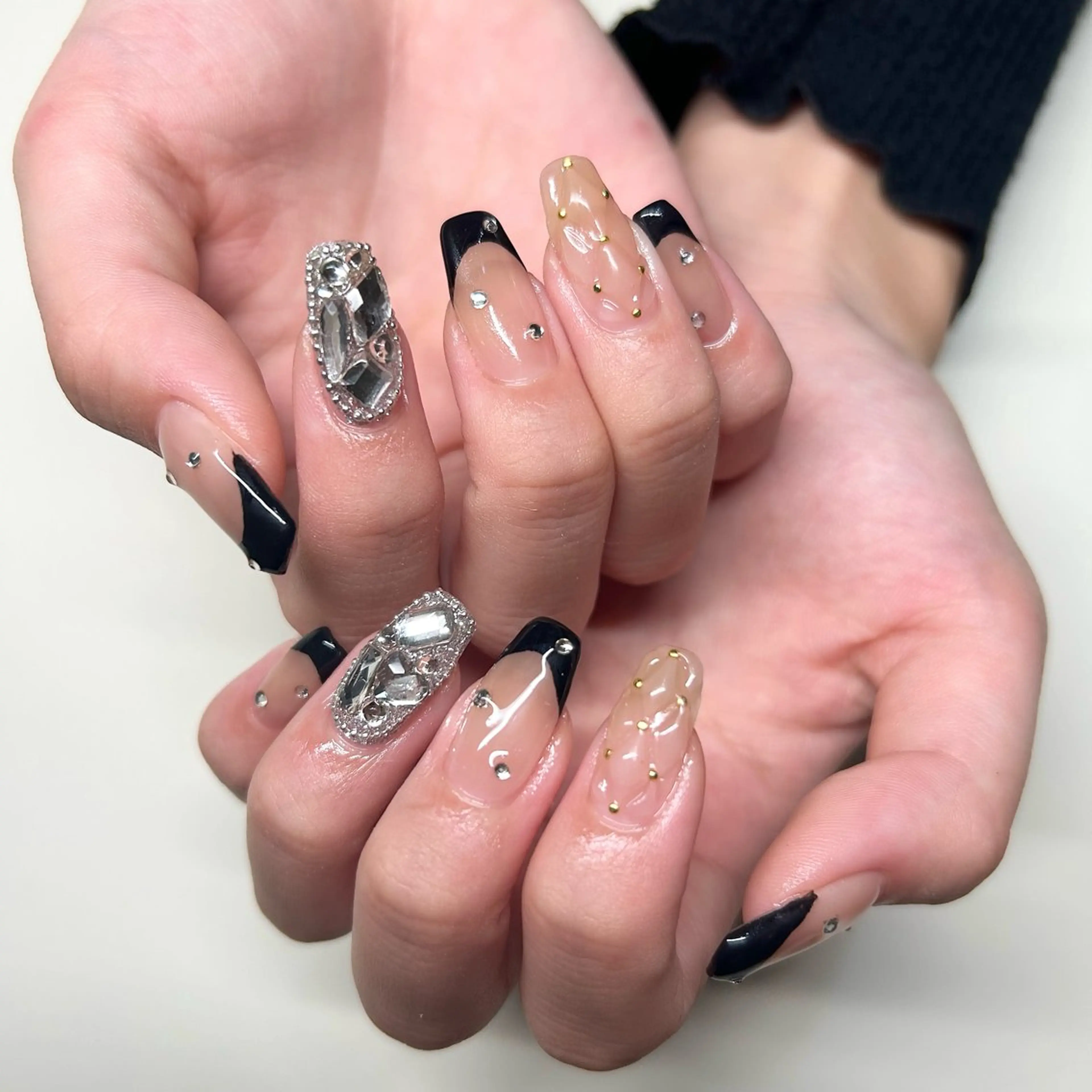 ネイル ブルー フットネイル ジェルネイル キラキラネイル 韓国ネイル RooM -mizuki-のネイルデザイン