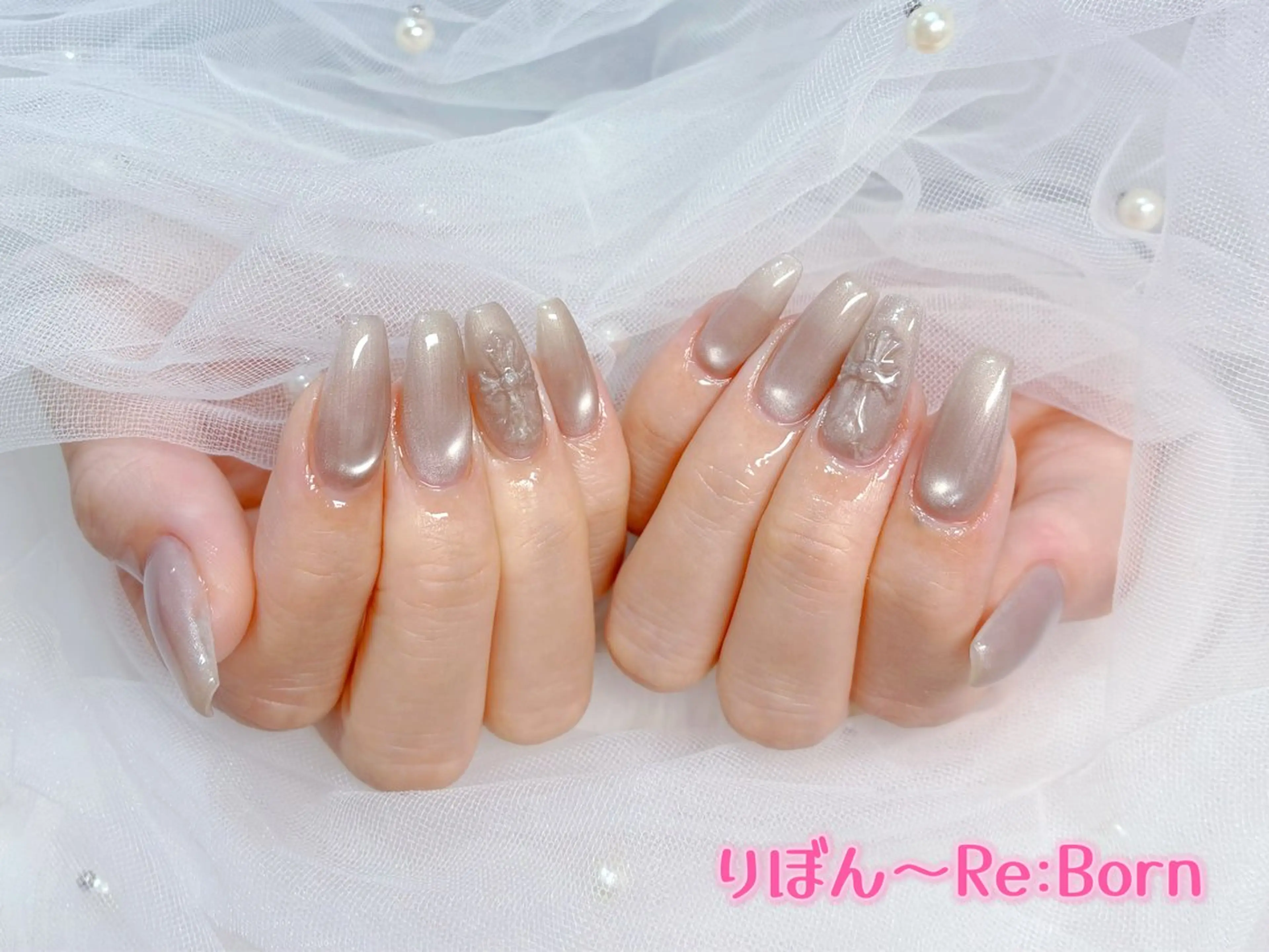 ミディアム ハンドネイル りぼん Re:Bonrのネイルデザイン