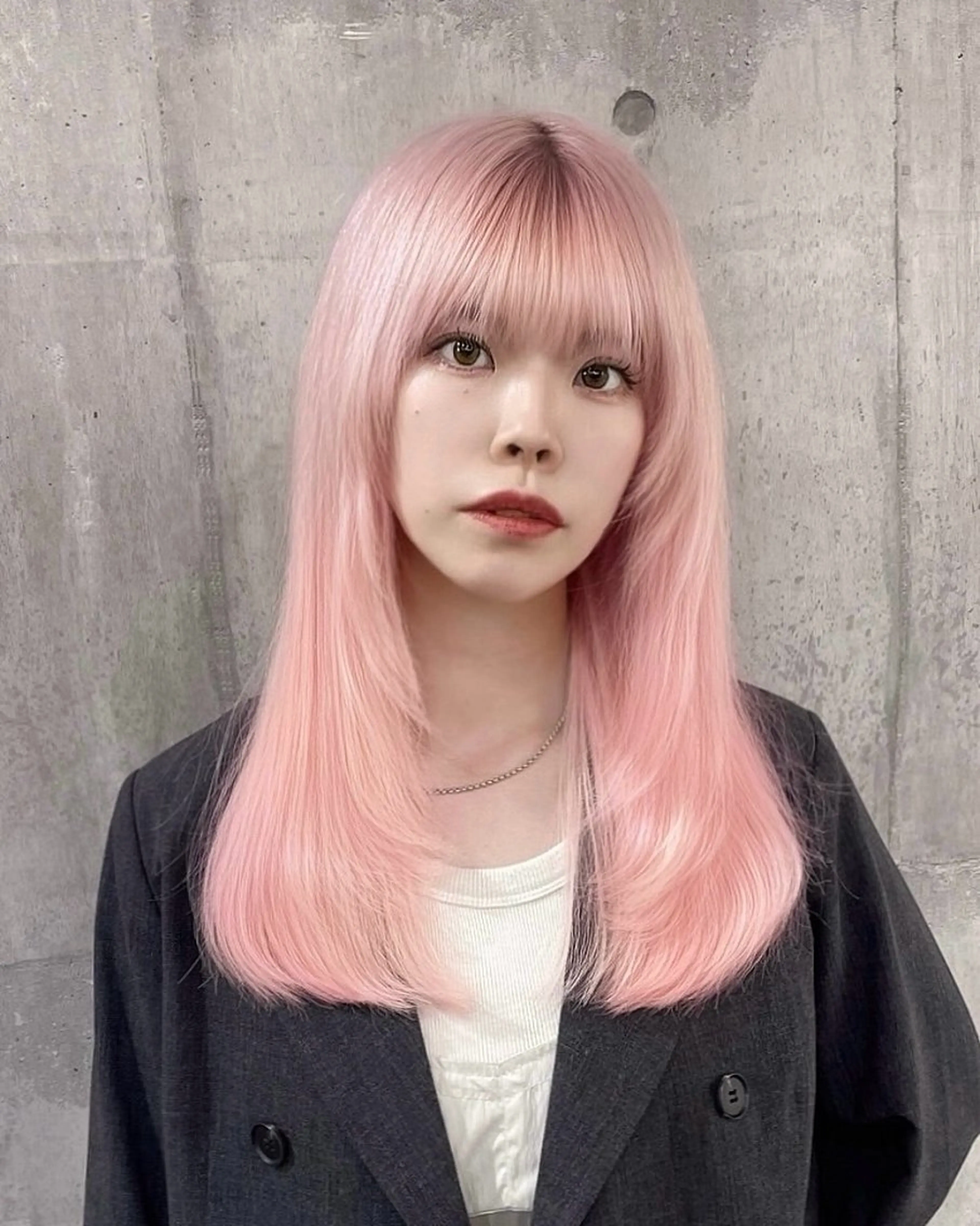 ロング カラー ヘアカラー トリートメント Ryoichi⛓️ 韓国ヘア/ハイトーンのヘアスタイル