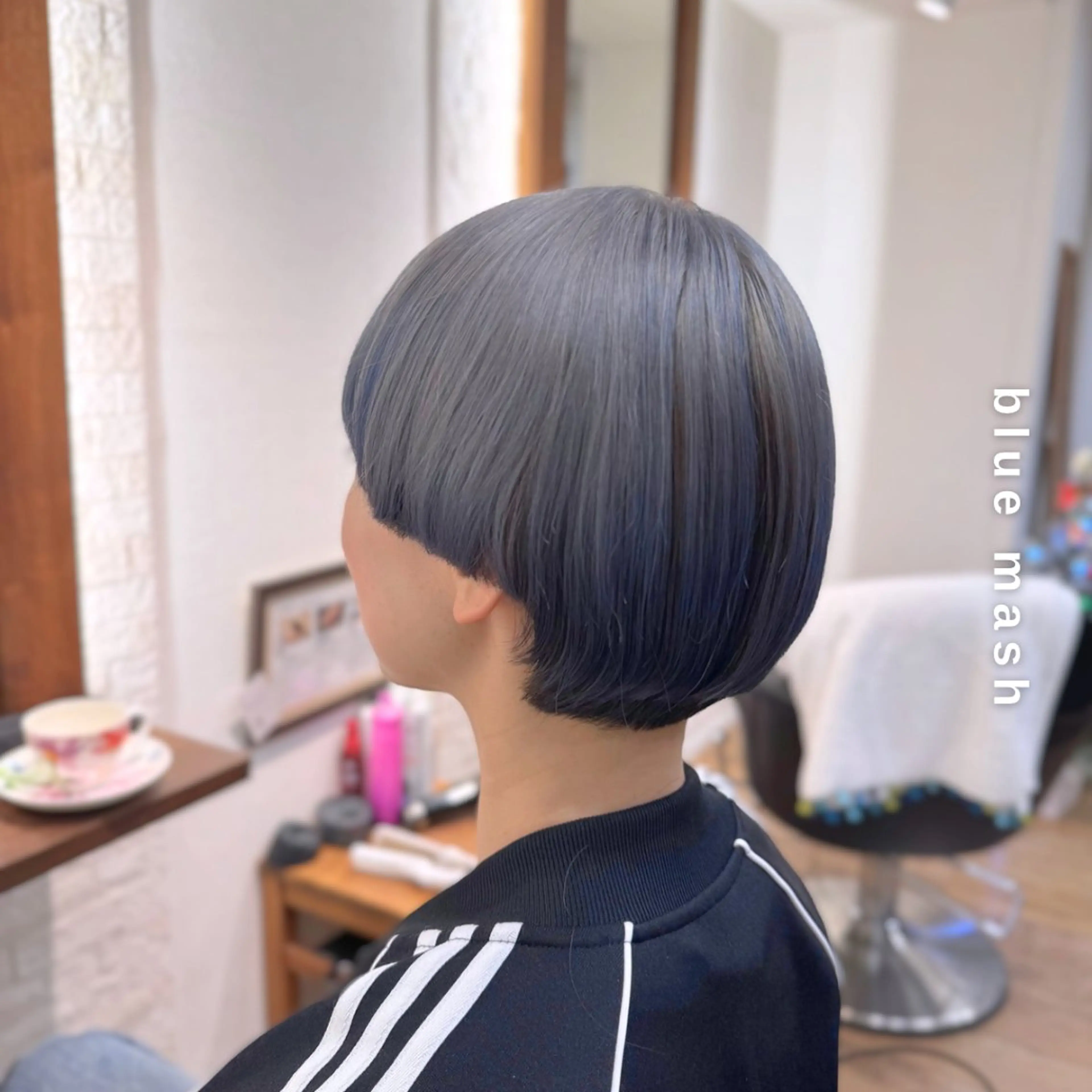 ショート カラー ブルーカラー グラデーションカラー ヘアカラー トリートメント ヘアセット しんのすけ /モデルさん募集中のヘアスタイル