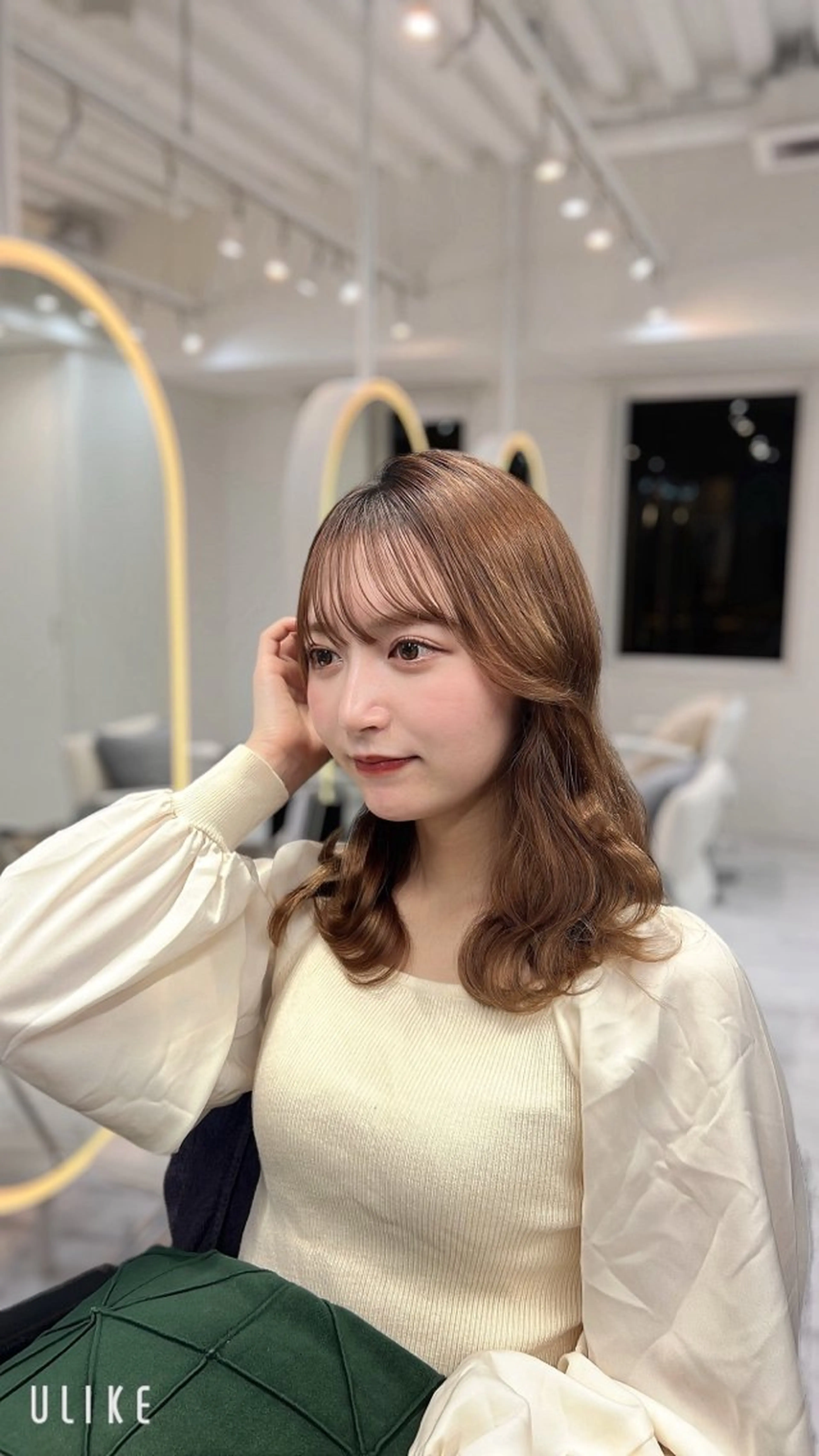 セミロング カラー 鈴木 悠大のヘアスタイル