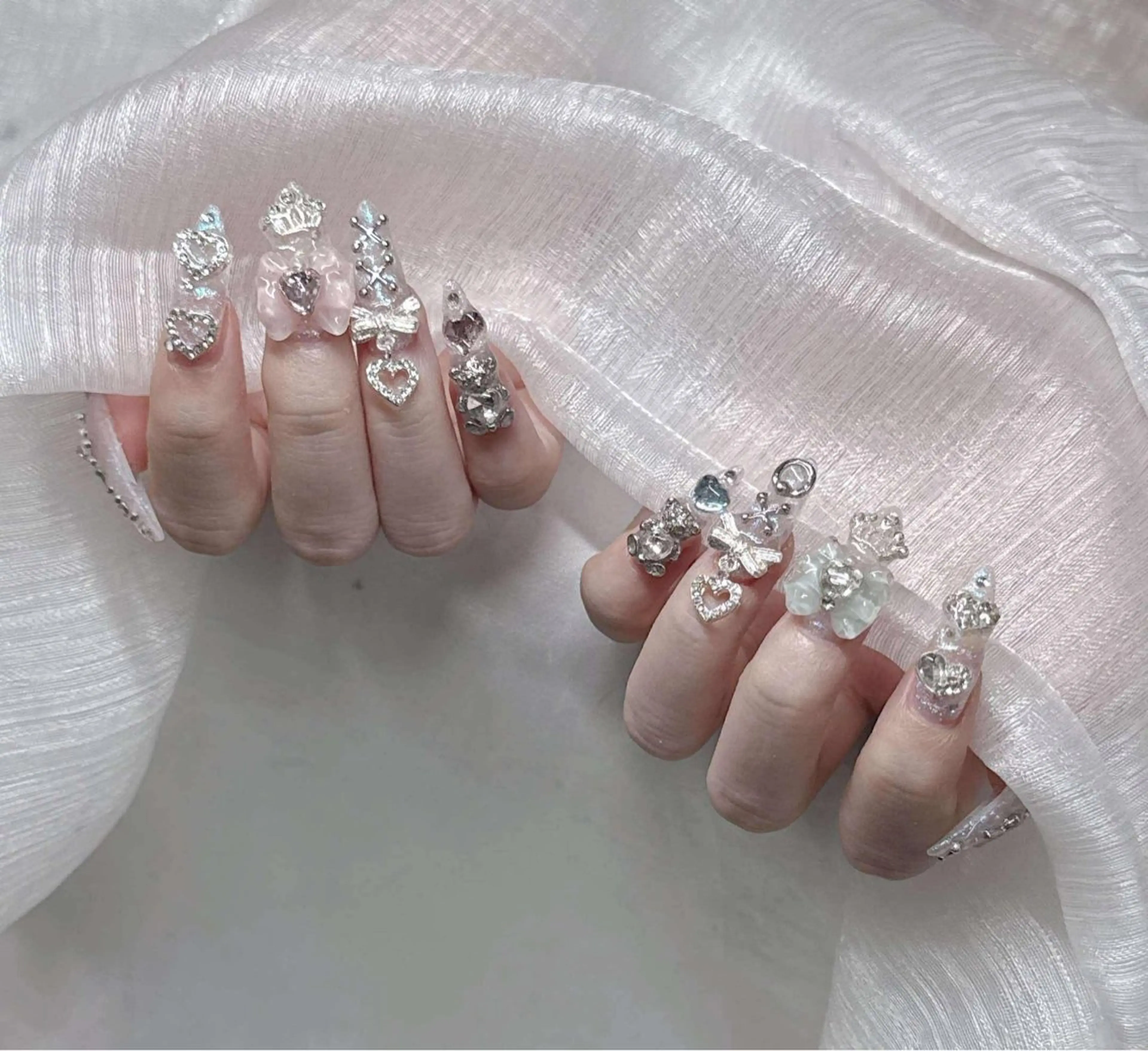 ネイル ハンドネイル Lee Nailsのネイルデザイン