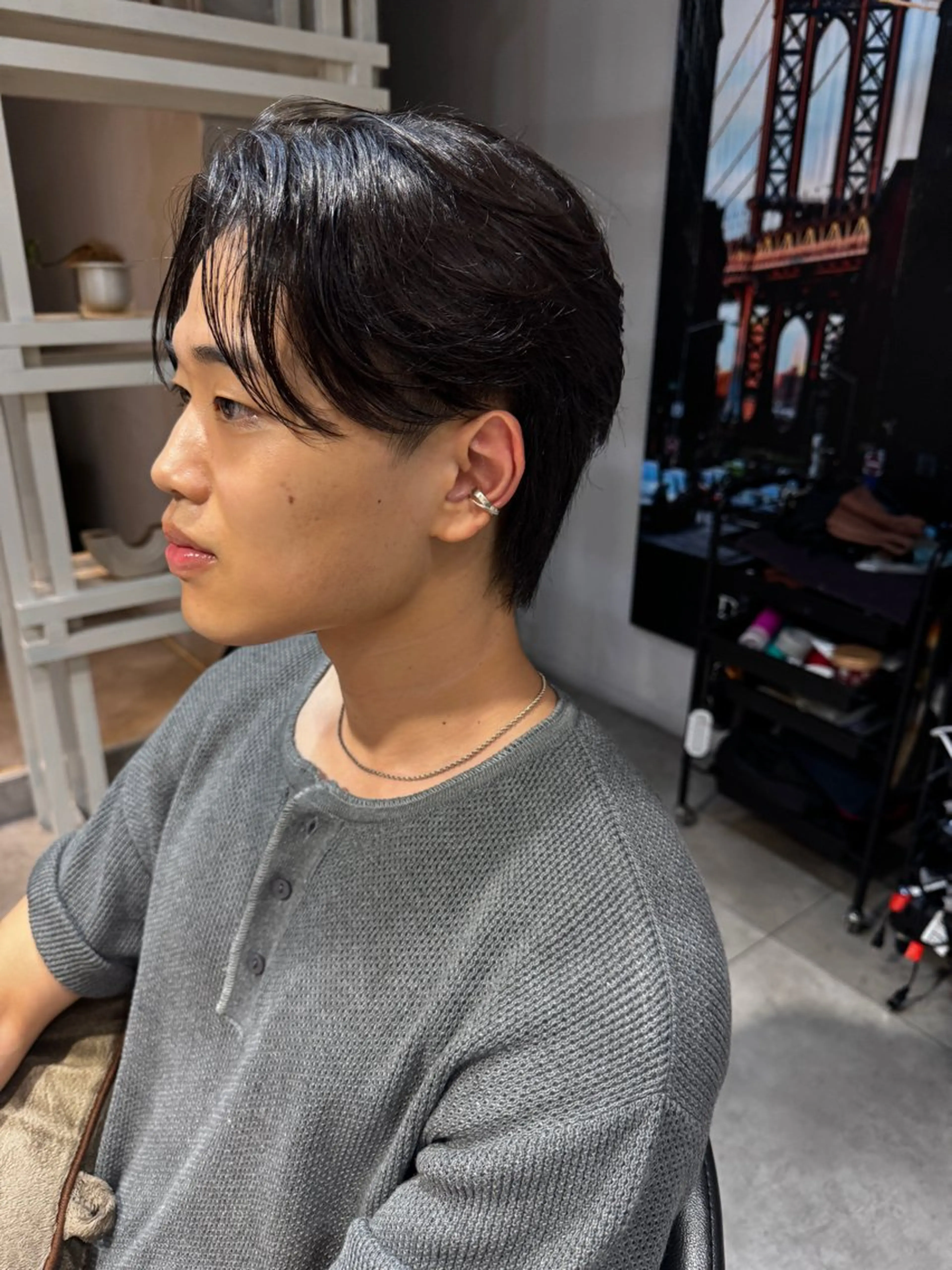 ミディアム メンズ センターパート メンズウルフカット ウルフカット カット 似合う髪型が 分からない方へのヘアスタイル