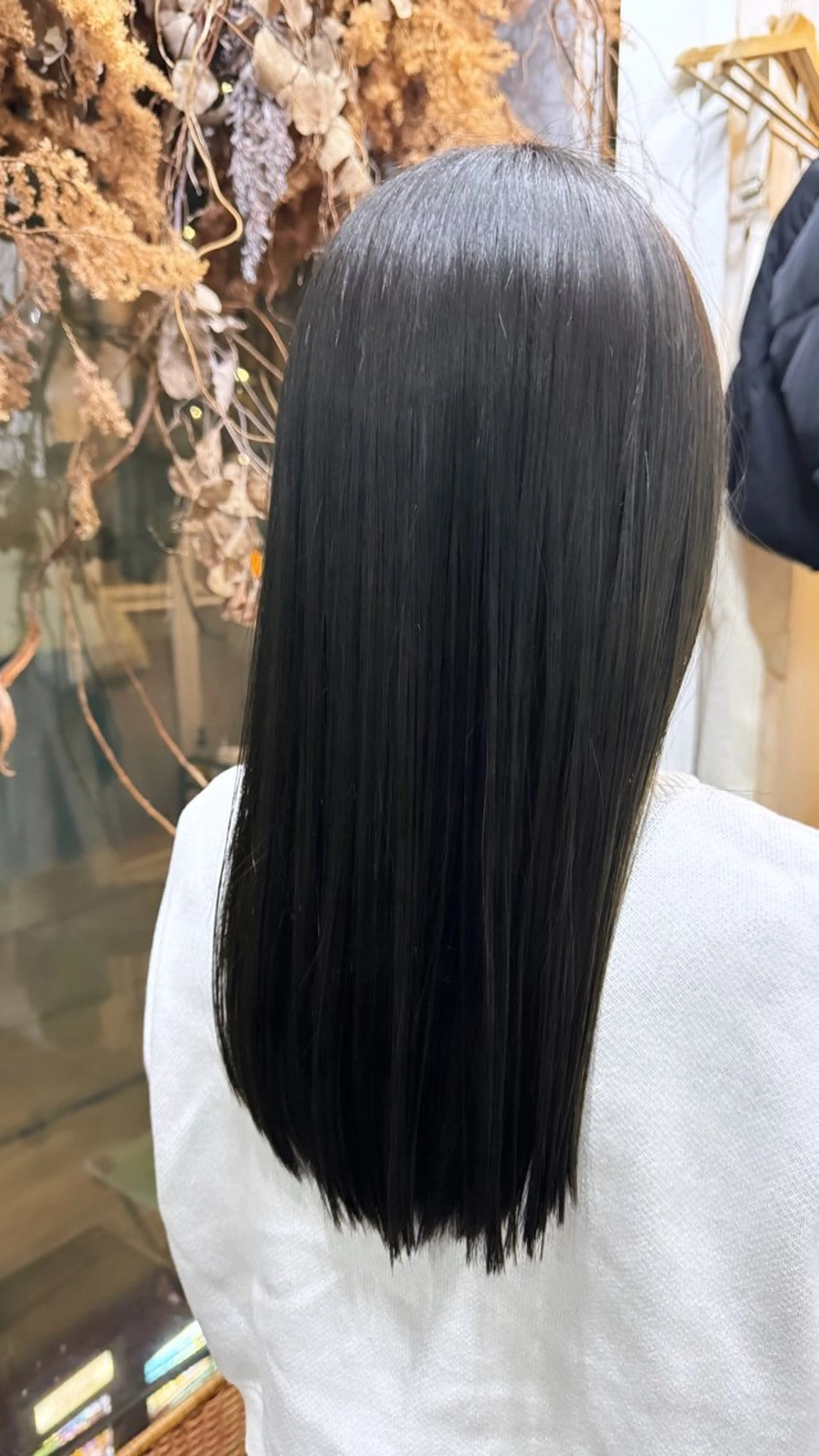 セミロング カラー ブリーチ ブリーチなしカラー 椎葉 祐也のヘアスタイル