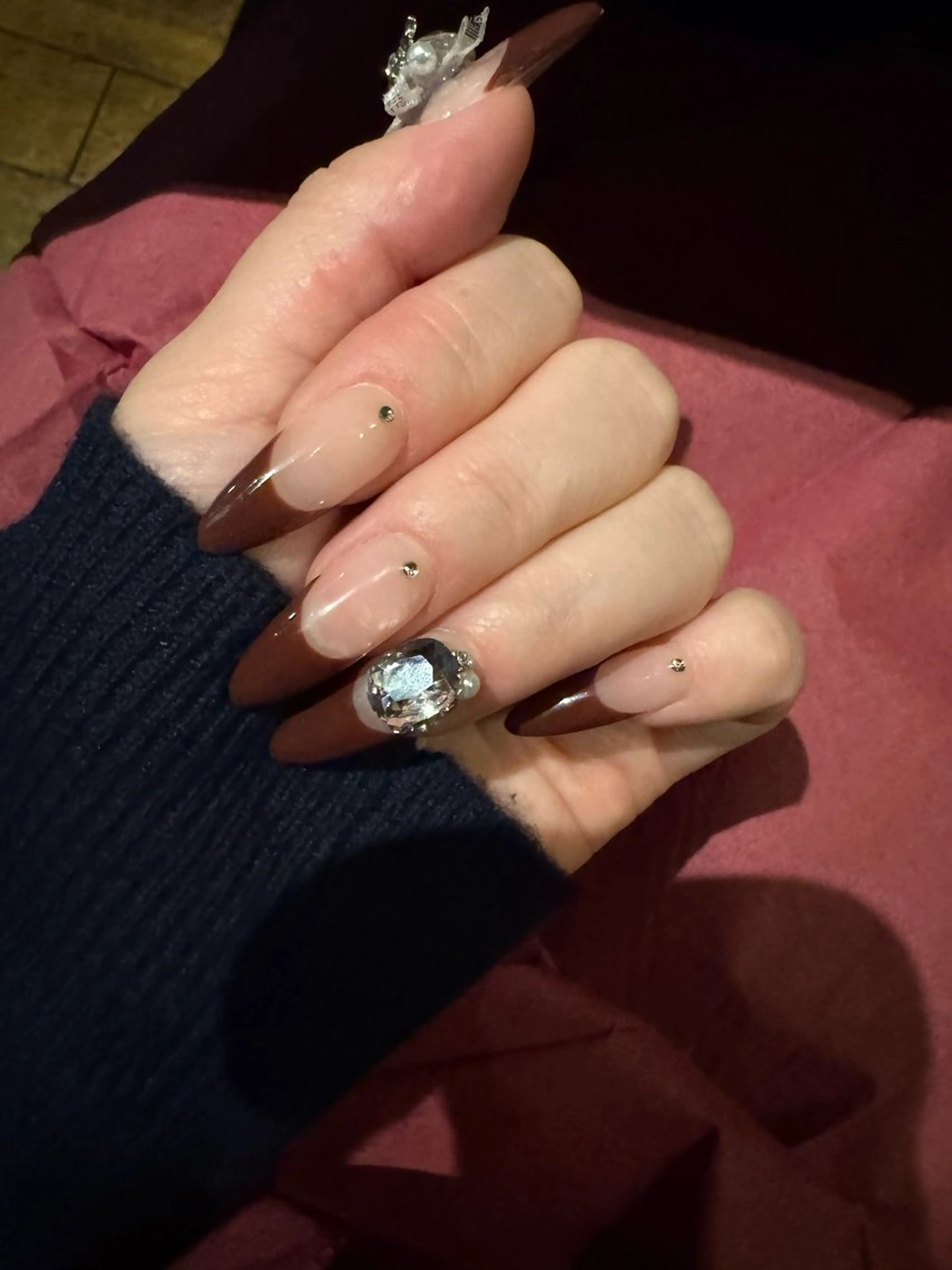 ネイル I-nailロング /ワンホン/キラキラのネイルデザイン