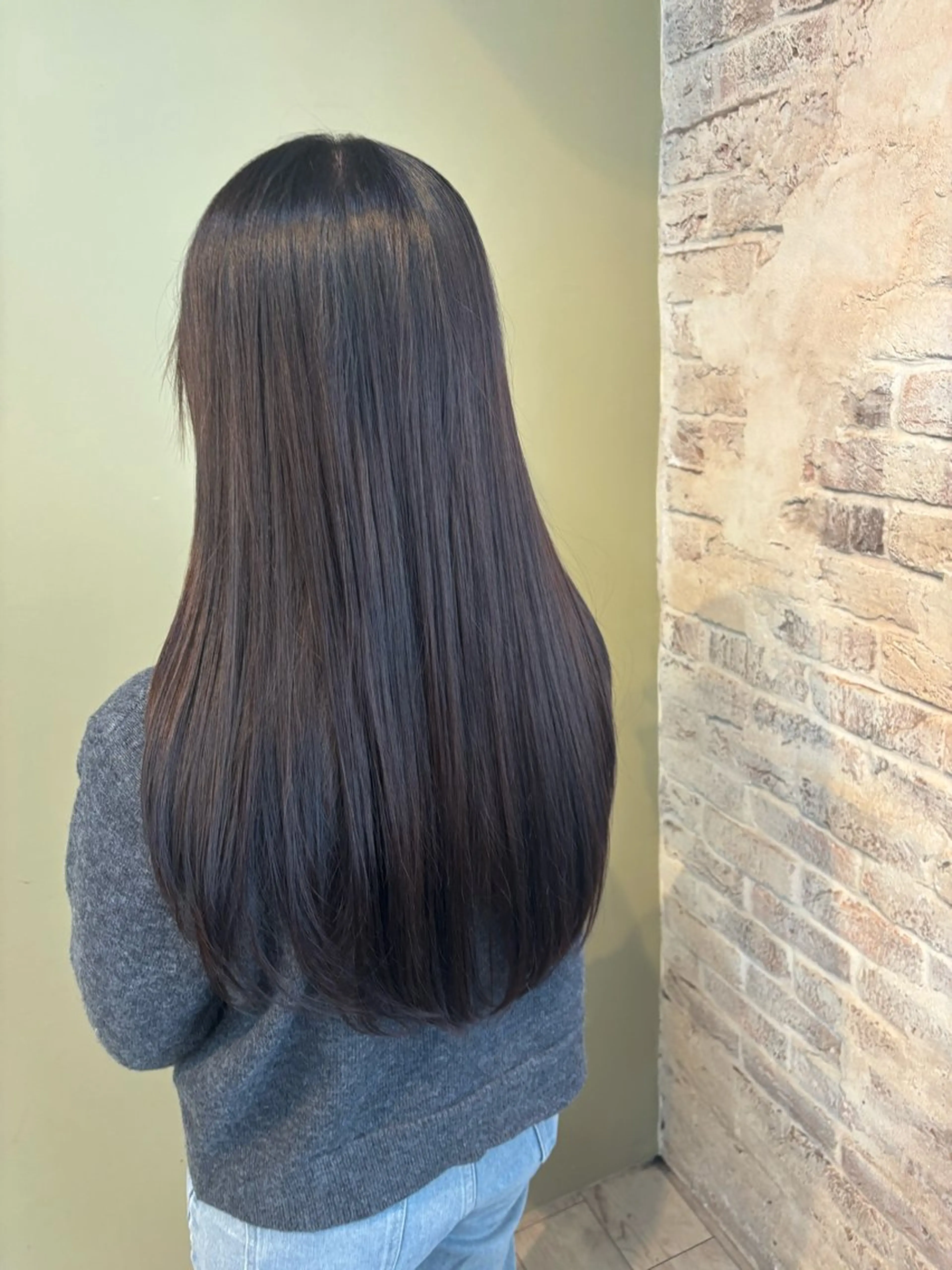 ロング ロングレイヤー レイヤーカット ロング トリートメント ロゼ 神田 雅春のヘアスタイル