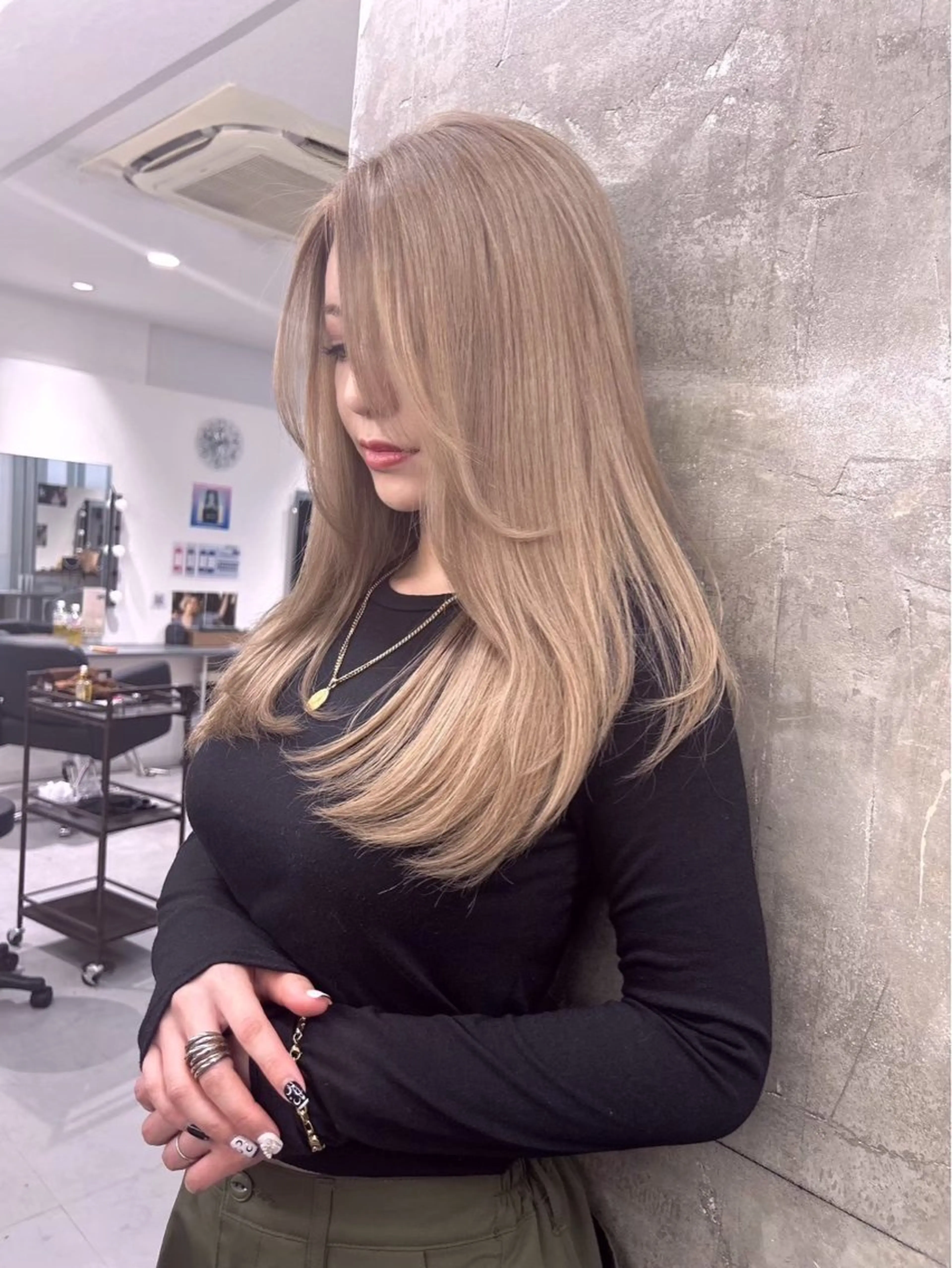 1ブリーチ＋ワンカラー＋(カットorトリートメント)の写真