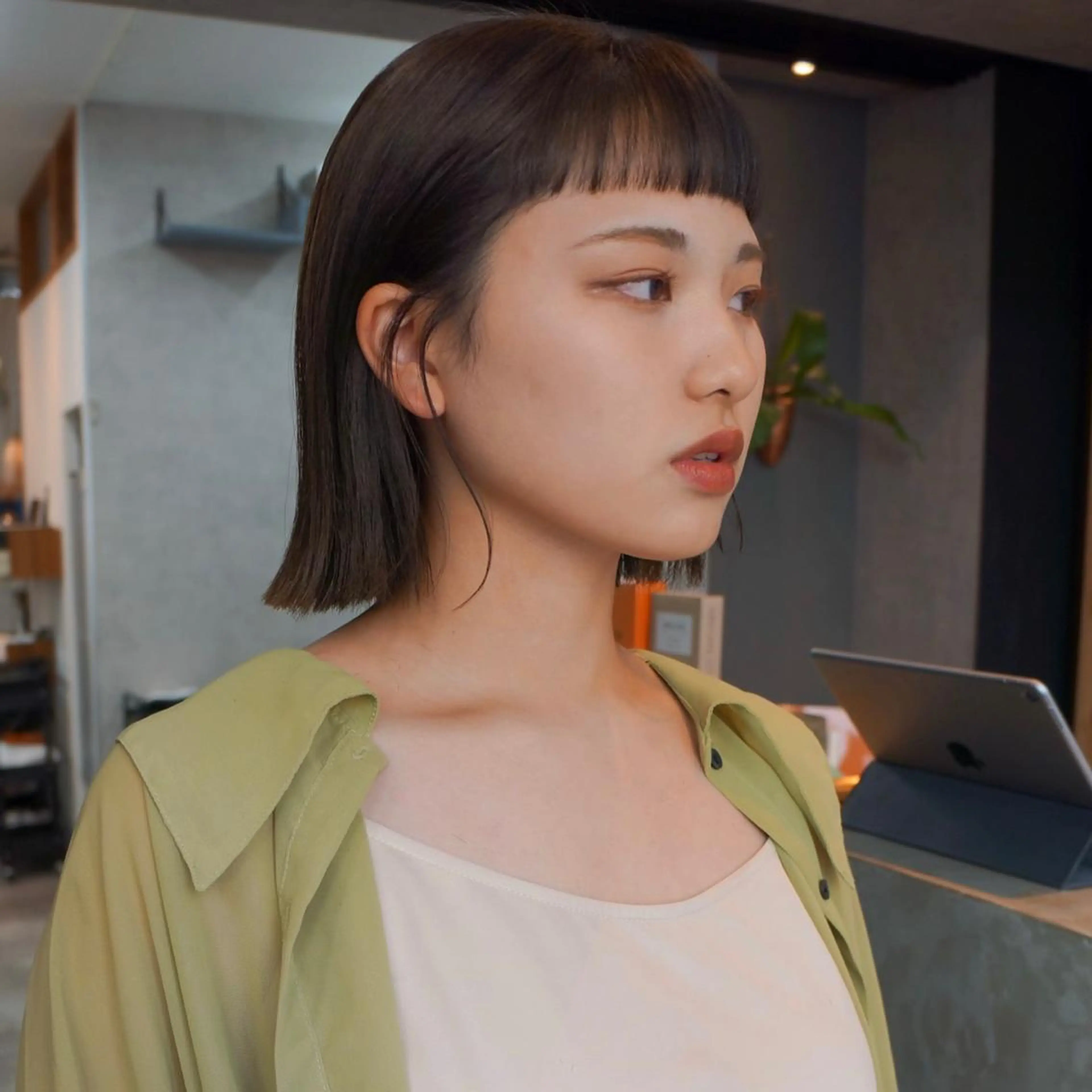 ミディアム カラー パーマ 酸性ストレート ストレートパーマ ダウンパーマ 【sity.ザイク】のヘアスタイル