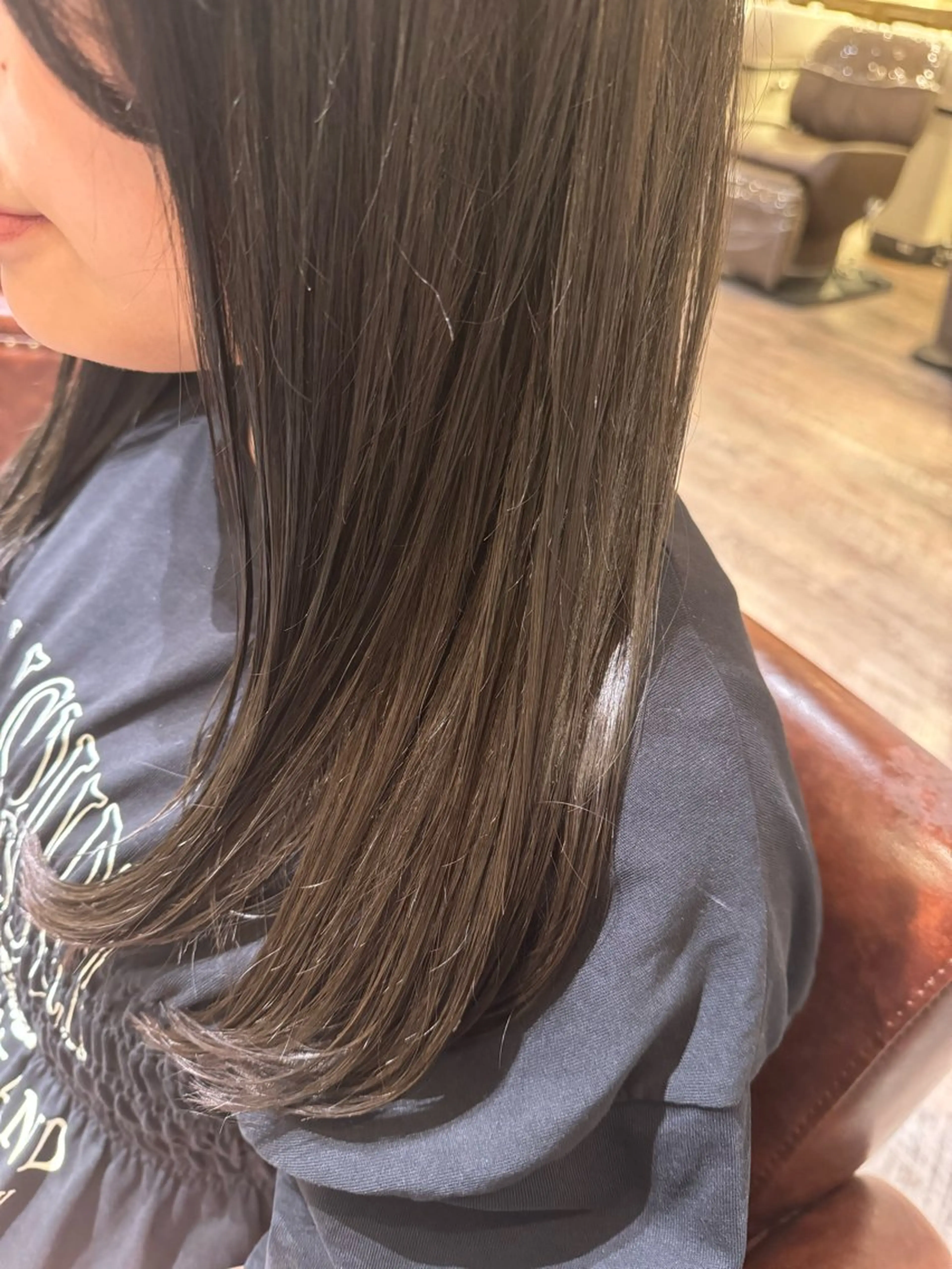 ロング カラー 透明感カラー 野口 菜緒のヘアスタイル