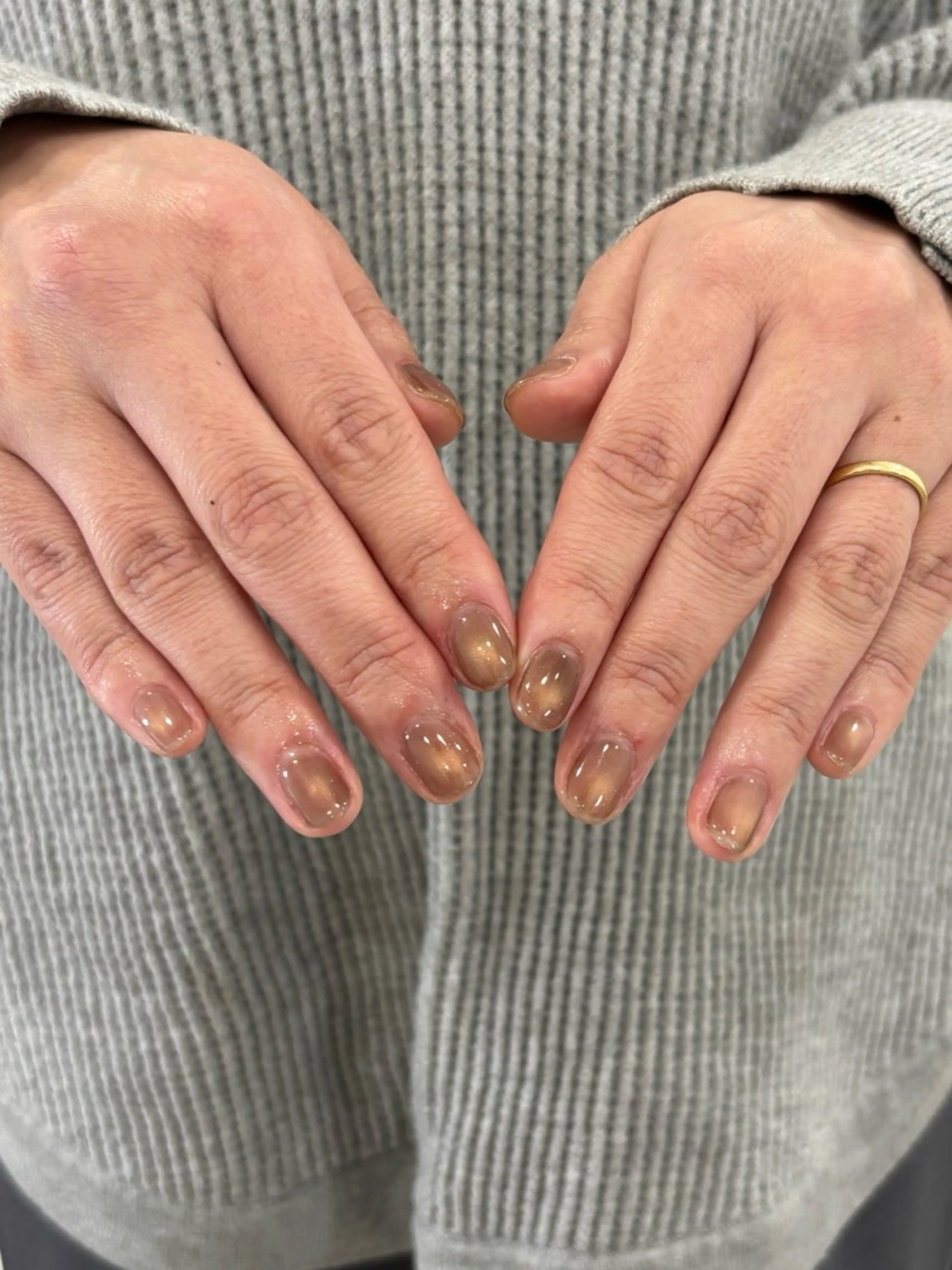 ネイル ブラウン マグネットネイル ハンドネイル HARUNOKA kotoneのネイルデザイン