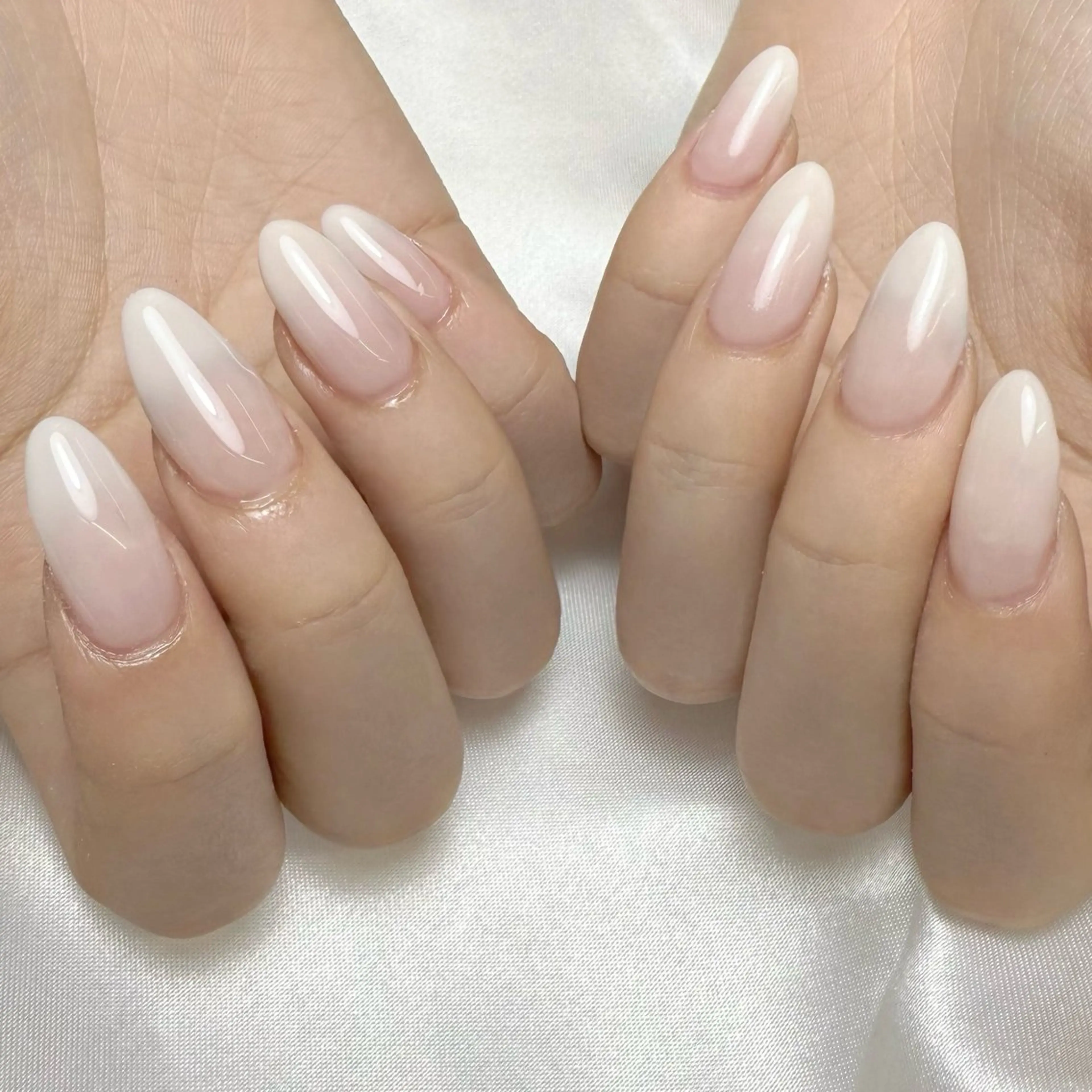 ネイル オーロラネイル ブルー フラッシュネイル フットネイル フレンチネイル 🌷yui ネイル🌷のネイルデザイン
