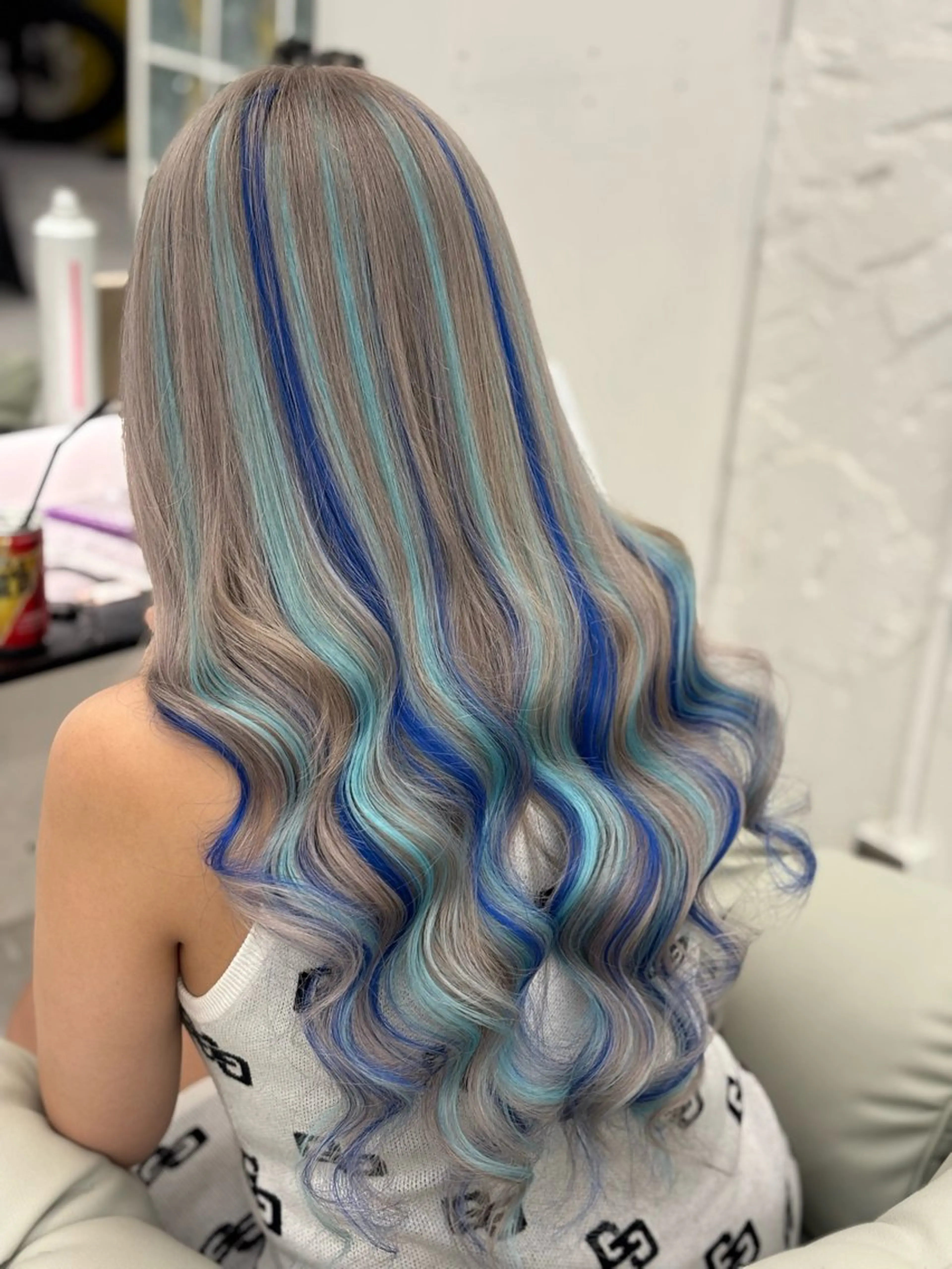 ロング エクステ ハイライト エクステ 中村 海星のヘアスタイル