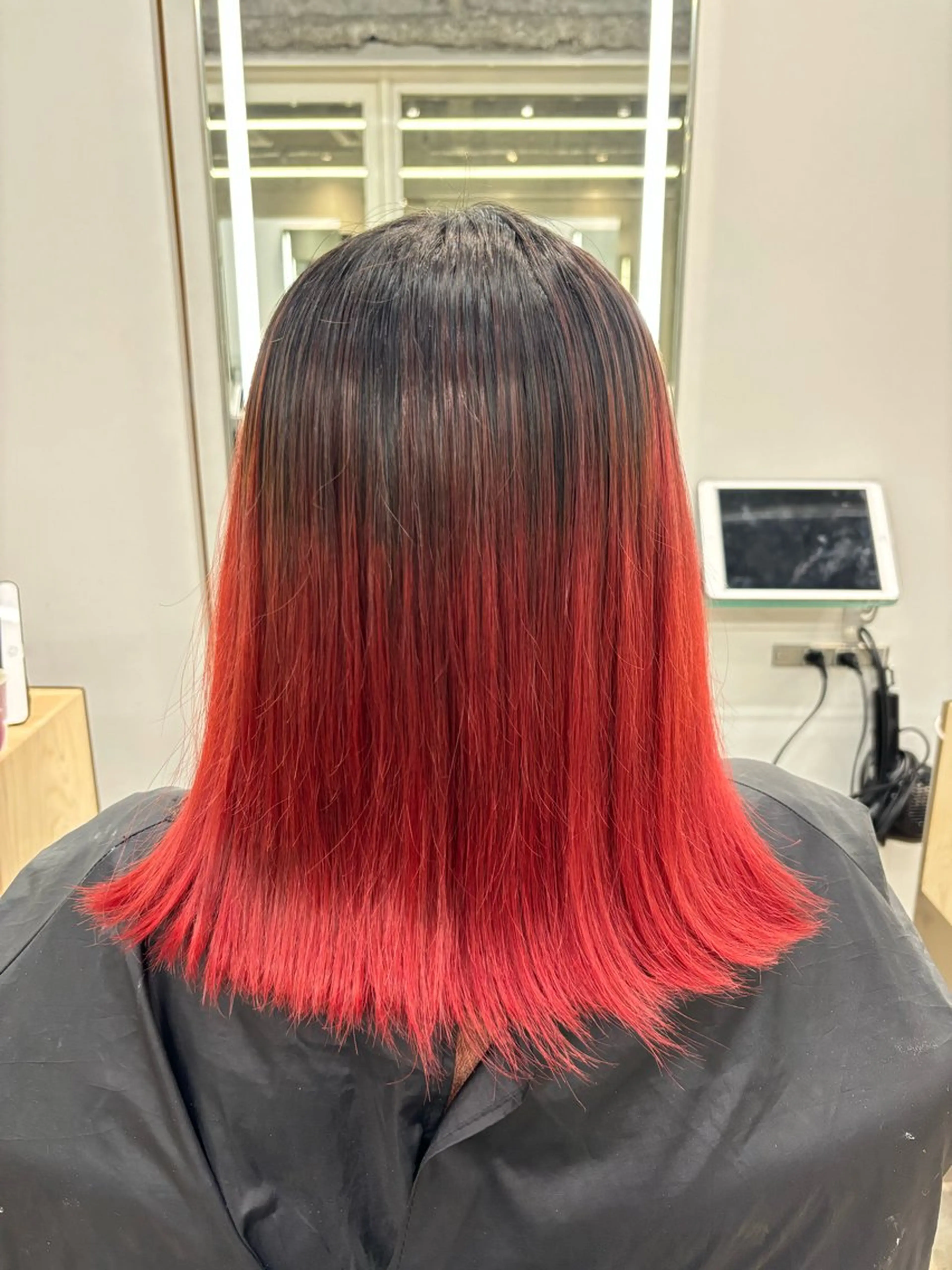 ミディアム るかハイトーンピンク カラー/プルエクステのヘアスタイル