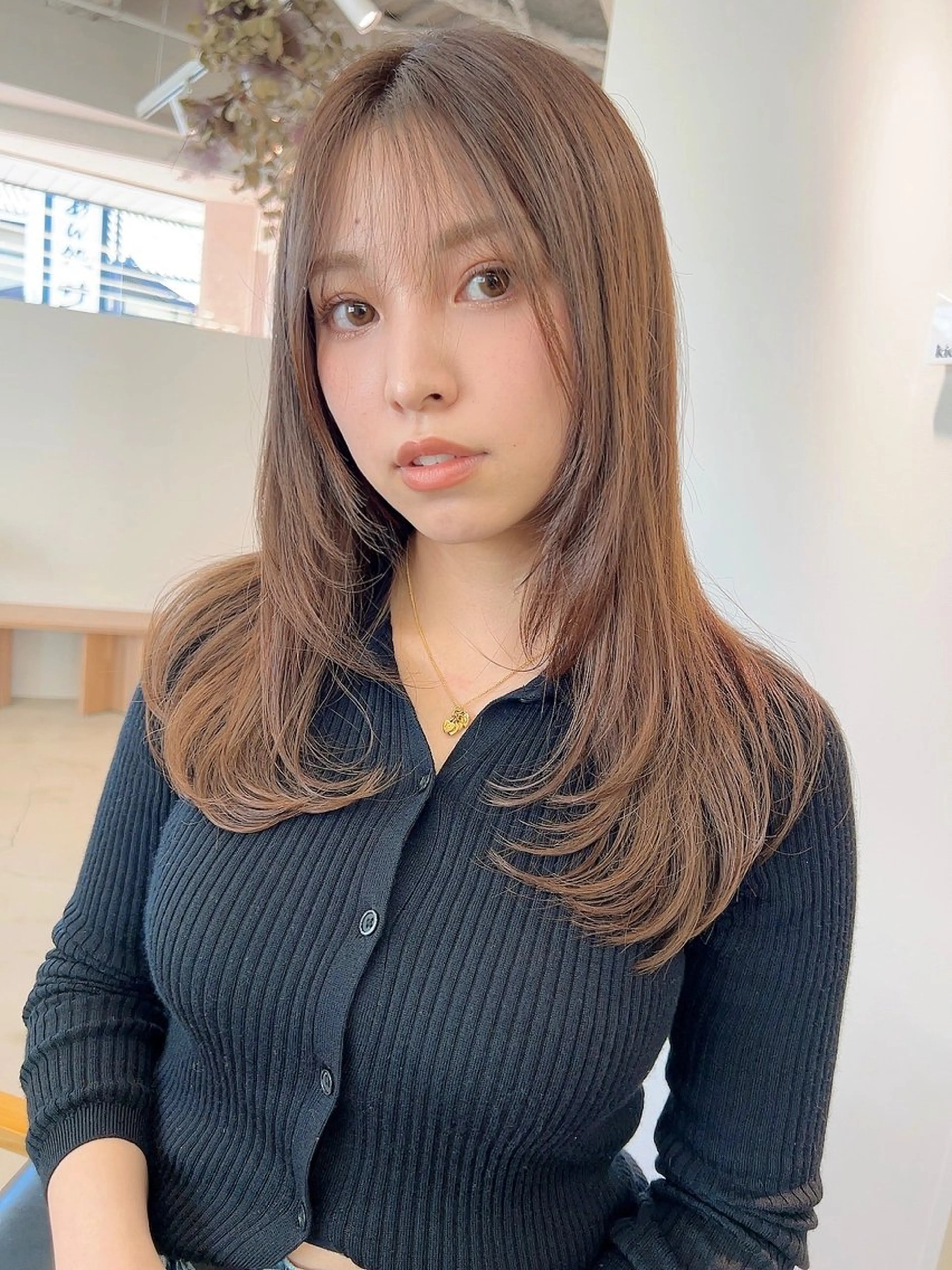 ロング カラー カット ヘアカラー トリートメント vince. moekoのヘアスタイル