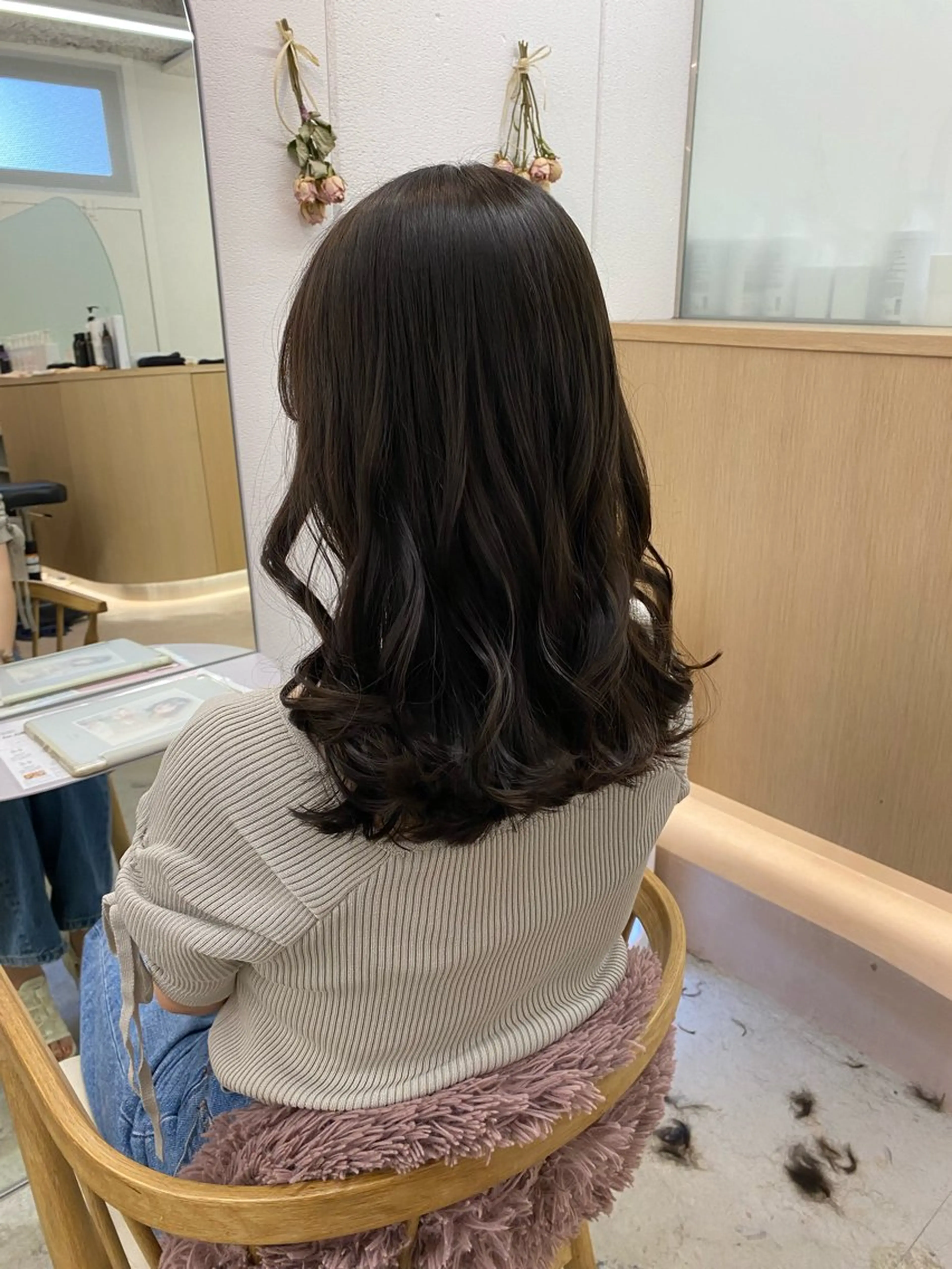 ミディアム カラー 透明感カラー オリーブグレー NIKO/名古屋/ 髪質改善/艶髪のヘアスタイル