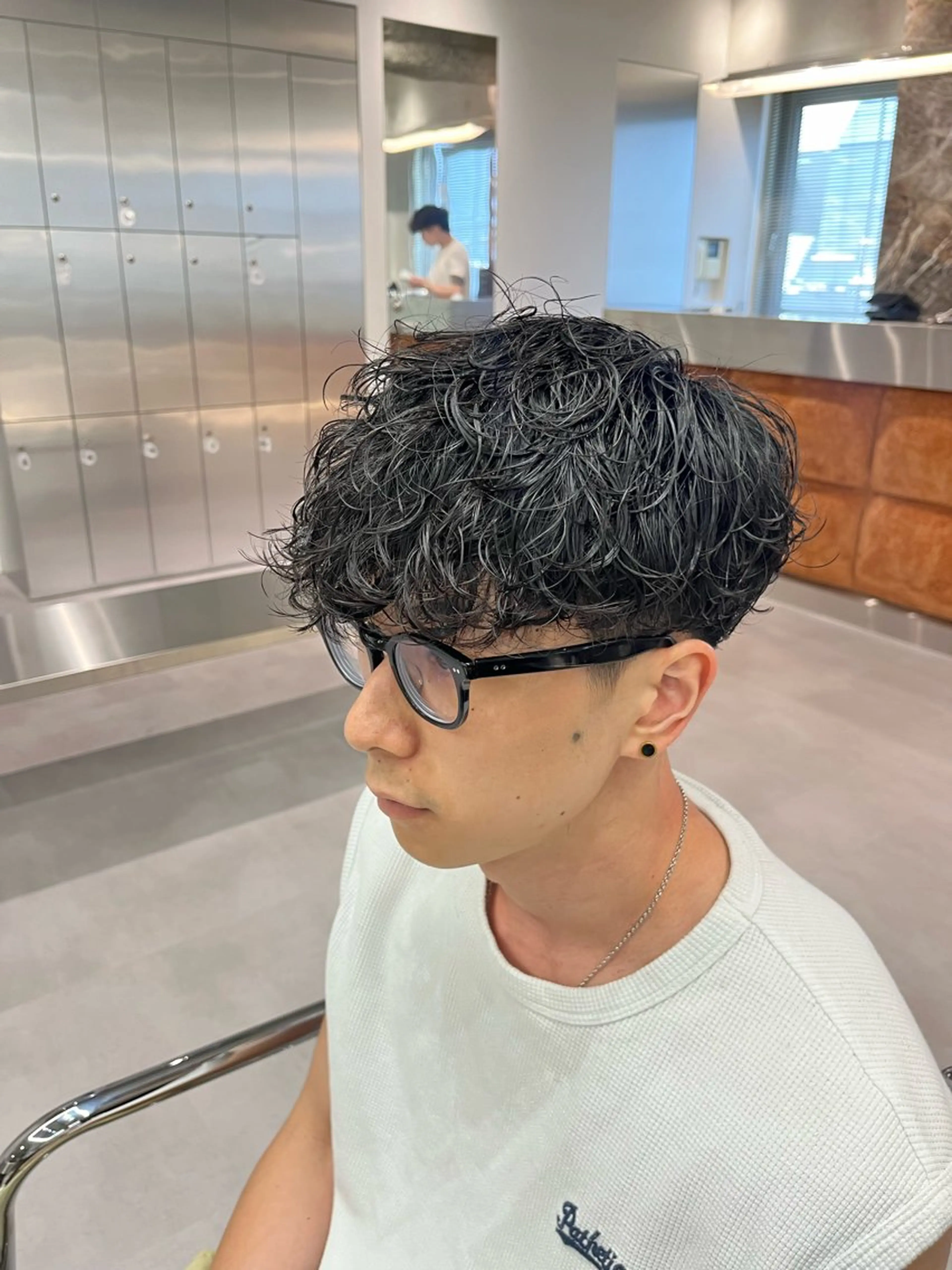 ショート パーマ メンズ ⚡メンズパーマフ ェードカットTomyのヘアスタイル