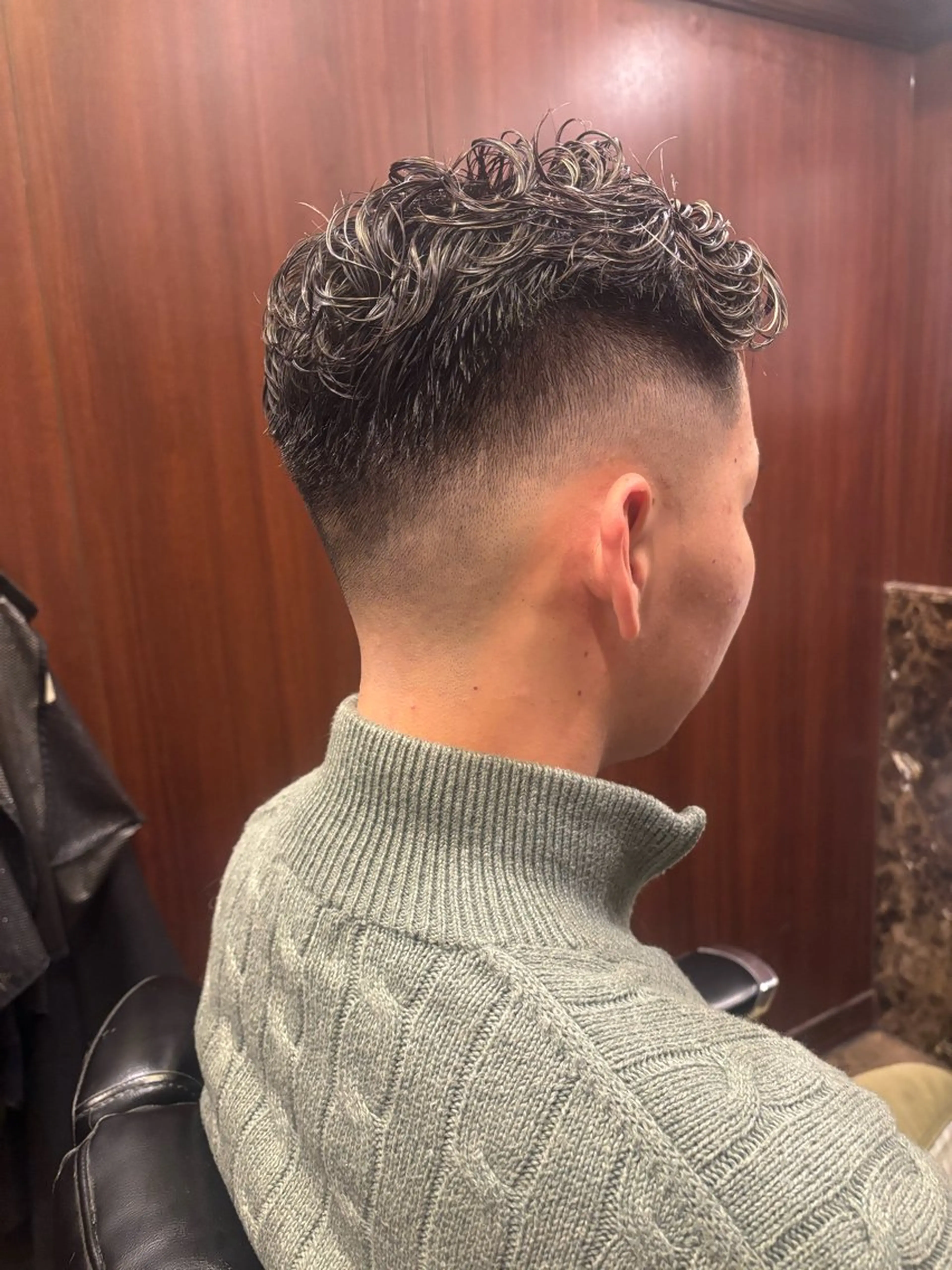 ショート メンズ フェードカット 橋本 ゆりあのヘアスタイル