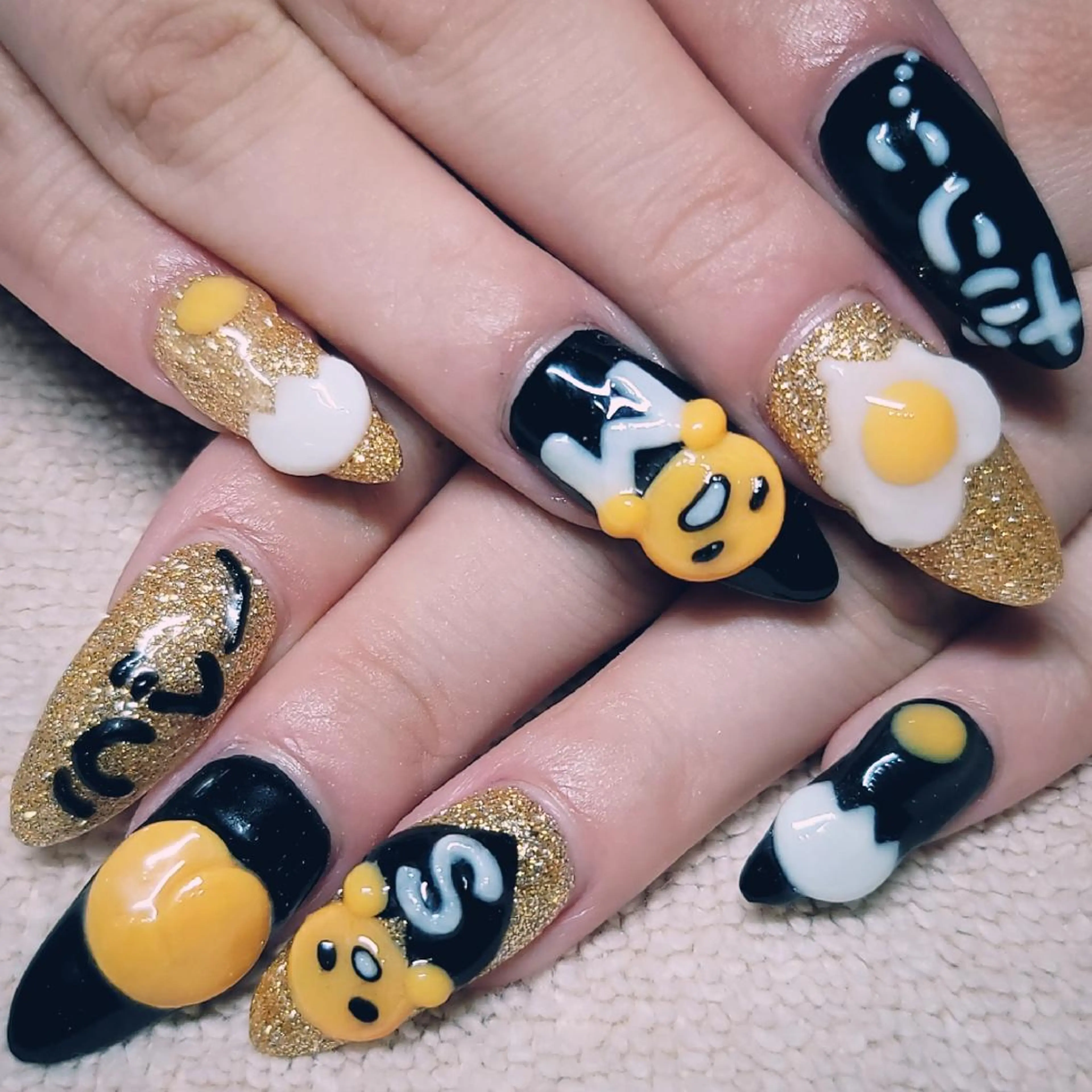 ネイル ゴールド ラメ(グリッター) ハンドネイル よしだ ひろきのネイルデザイン