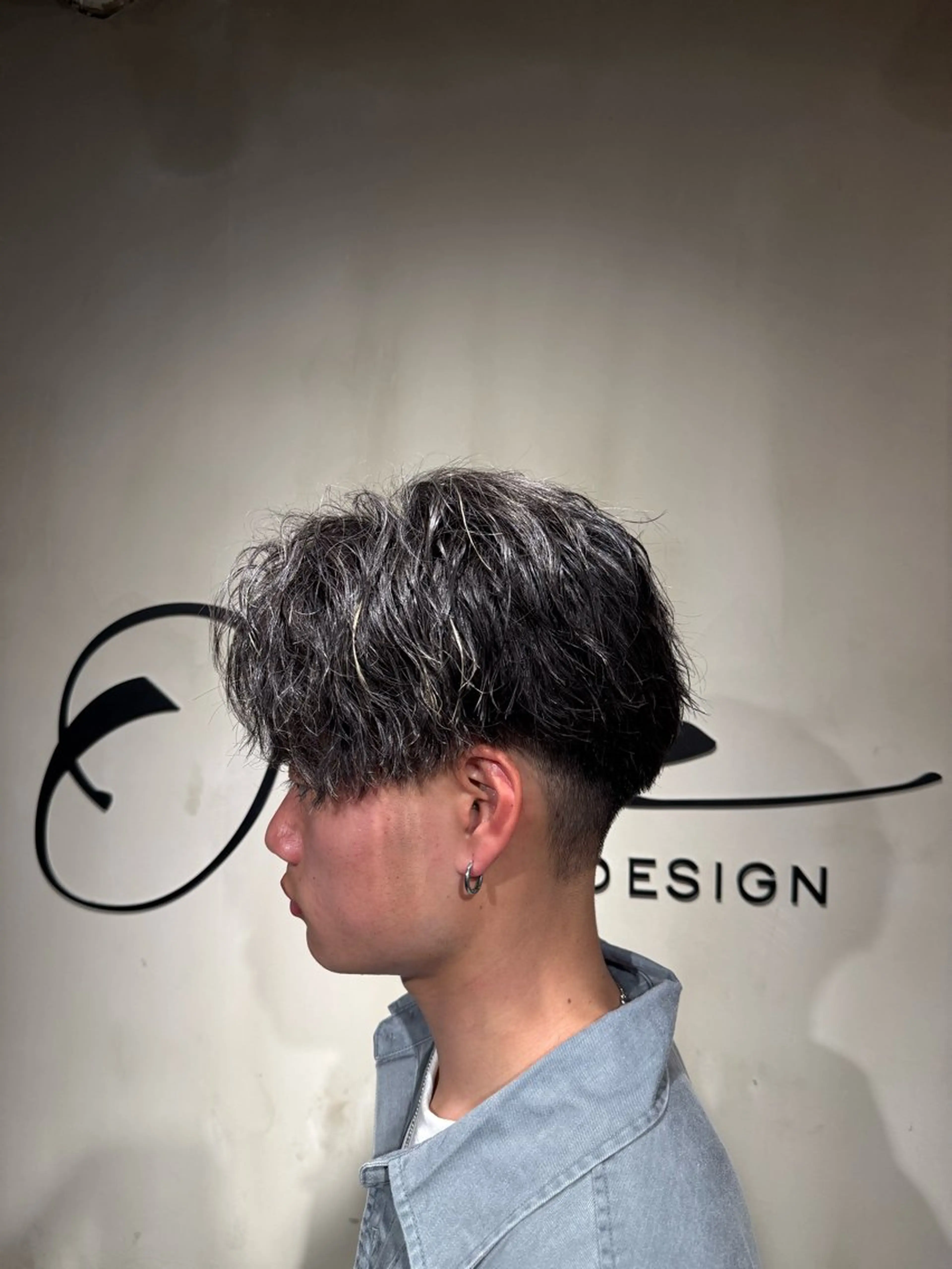 ミディアム メンズ センターパート カット 🌐メンズカット 🌐Taketoのヘアスタイル