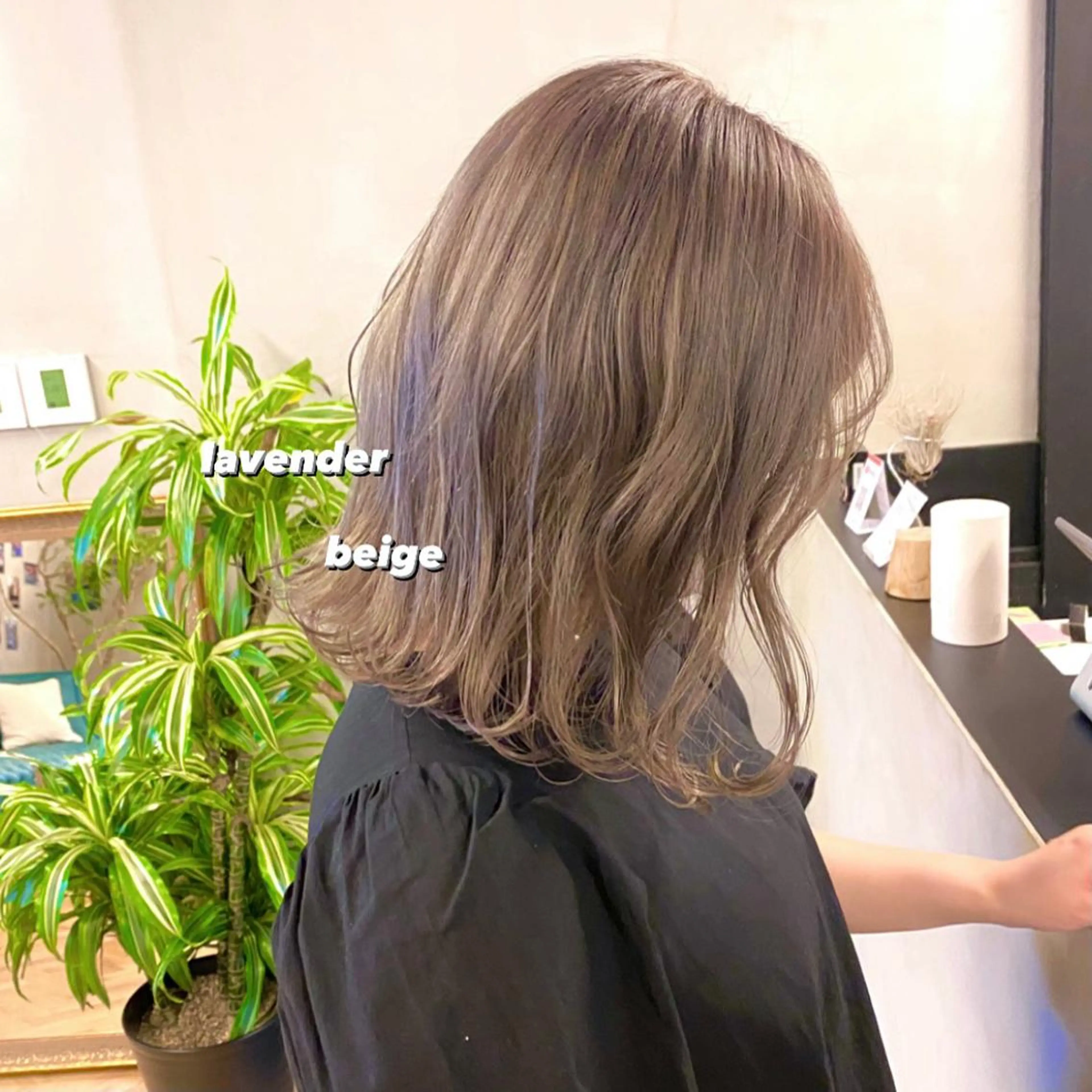 ミディアム カラー パーマ ヘアアレンジ メンズ キッズ ネイル マツエク・マツパ メンズブリーチ ベージュカラー ブリーチ ラベンダーカラー カット ヘアカラー 前川 朋香のヘアスタイル