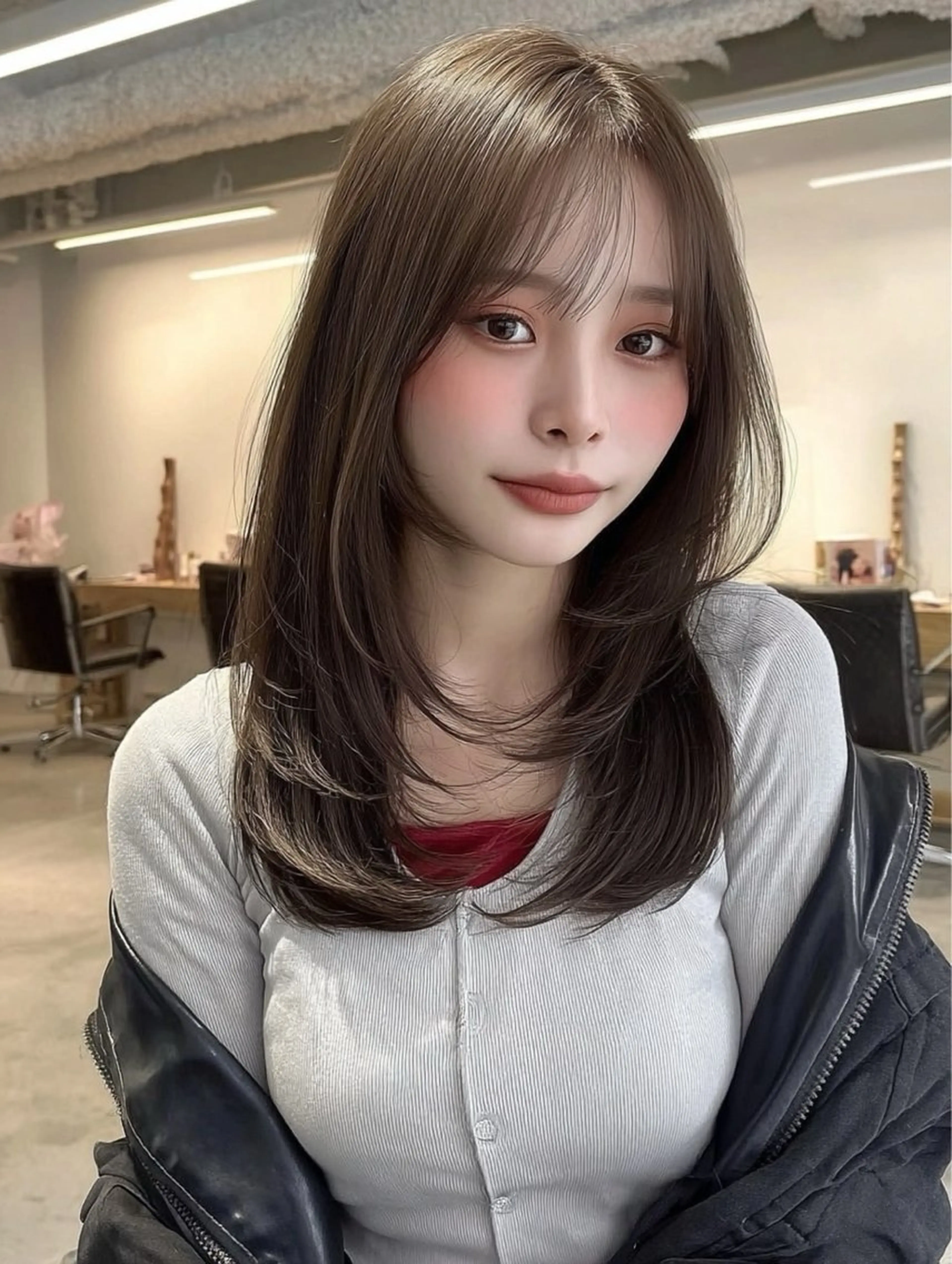 セミロング カラー ベージュカラー カット ヘアカラー Saki/お悩み解決 /似合わせカットのヘアスタイル