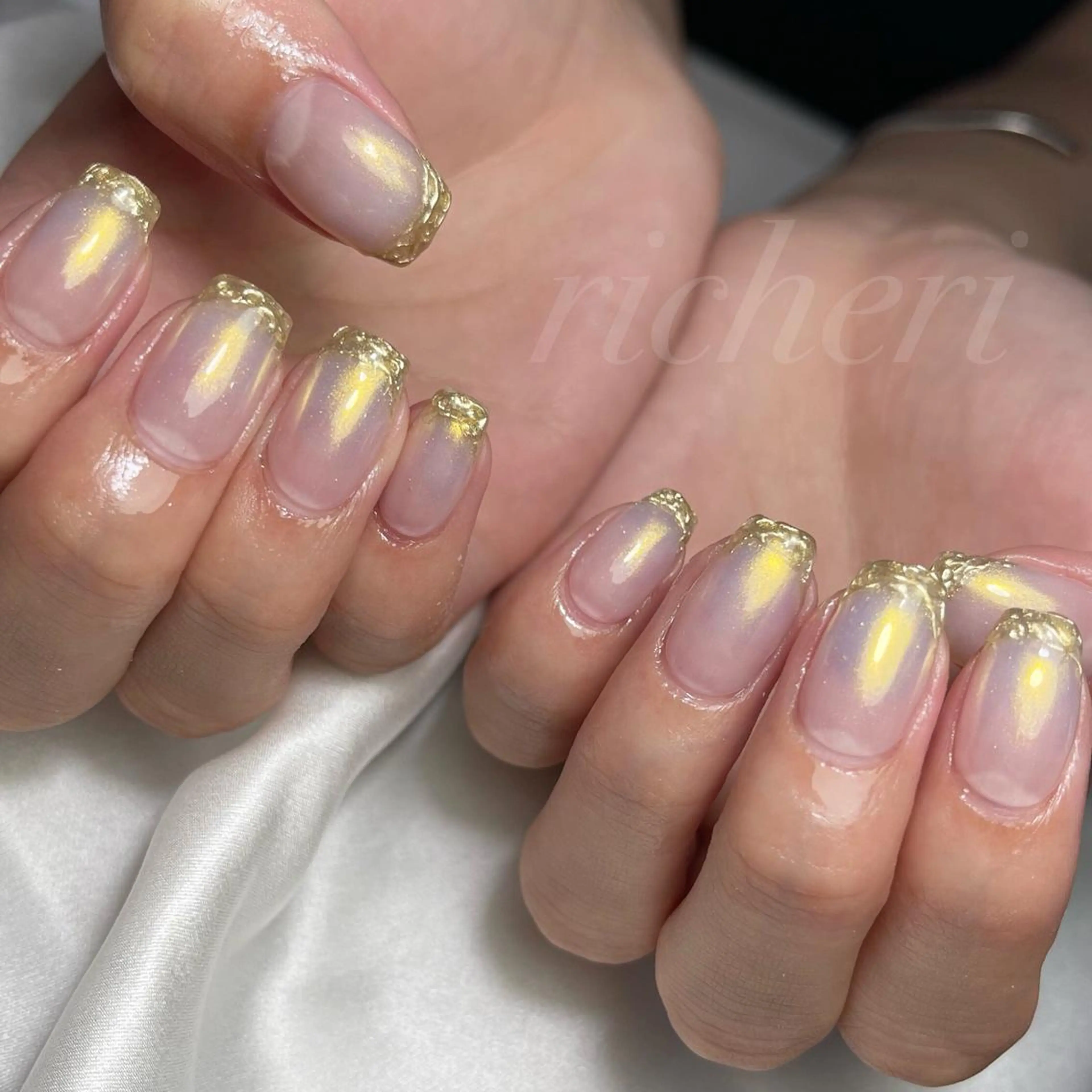 ミディアム ネイル ハンドネイル richeri beautyのエステ・リラクイメージ