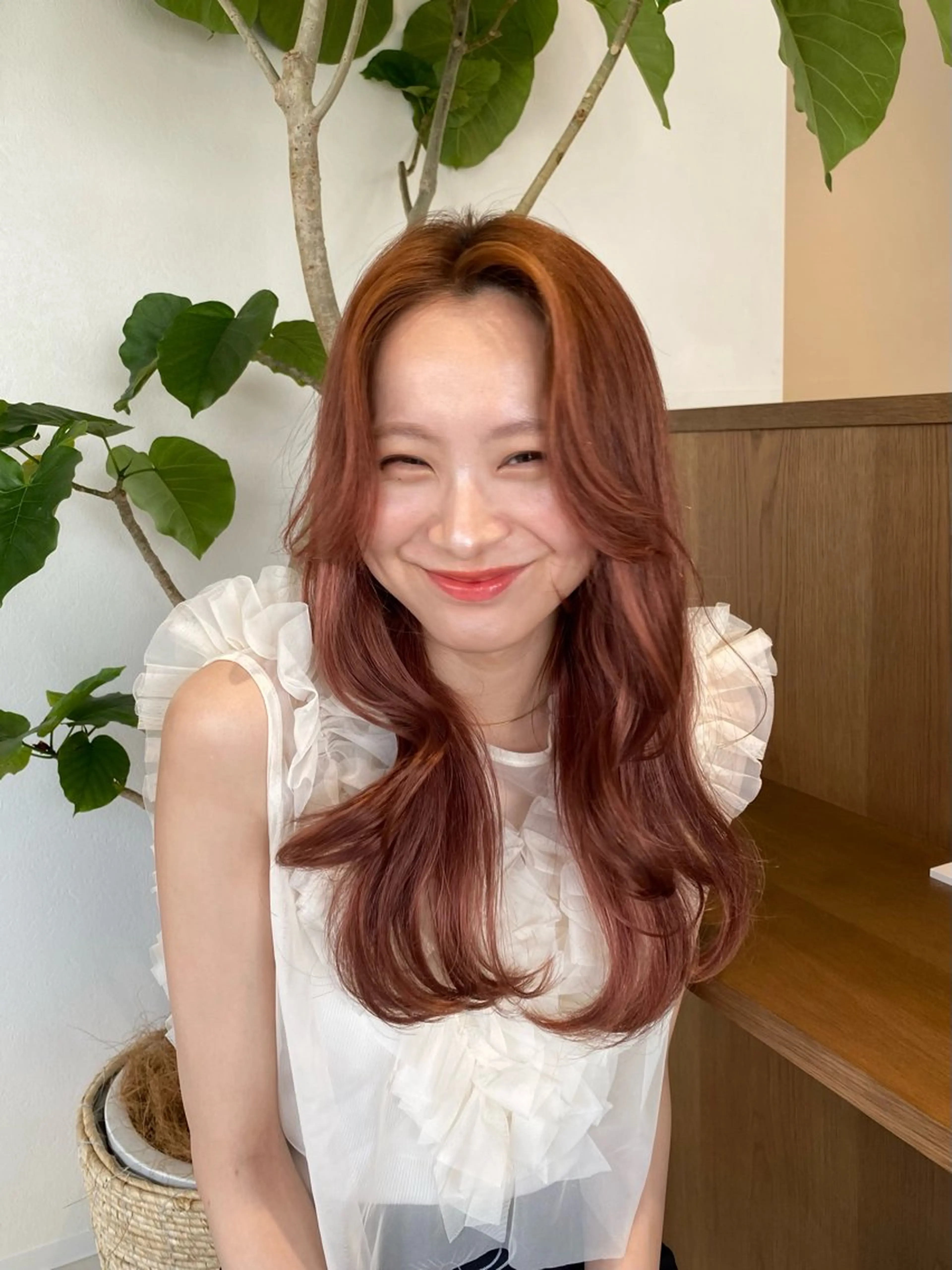 ロング カラー ブラウンカラー オレンジ オレンジブラウン カット ヘアカラー トリートメント Liru:smart salon/茅ヶ崎のヘアスタイル