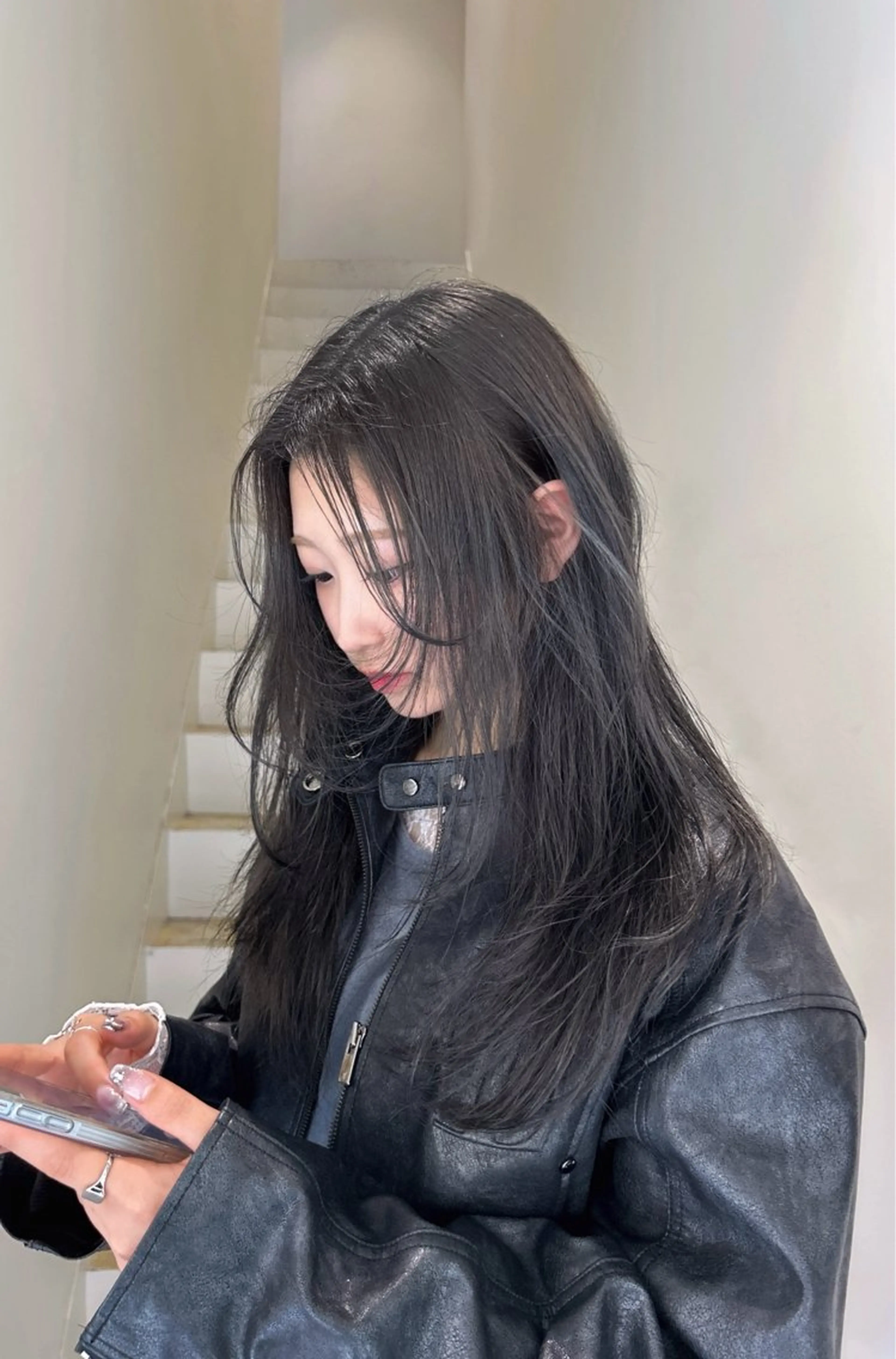 セミロング カット ヘアカラー 松原 朱里のヘアスタイル